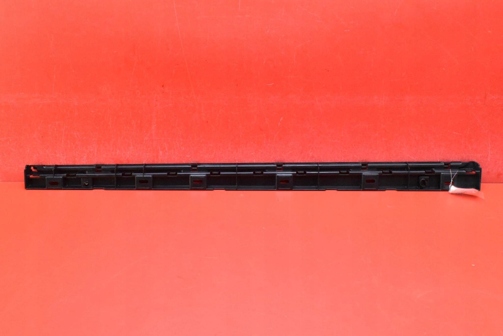 Support Support plaque Couvertures PROGOWEJ PRAWEJ 7187102 BMW F02 LONG 08-12