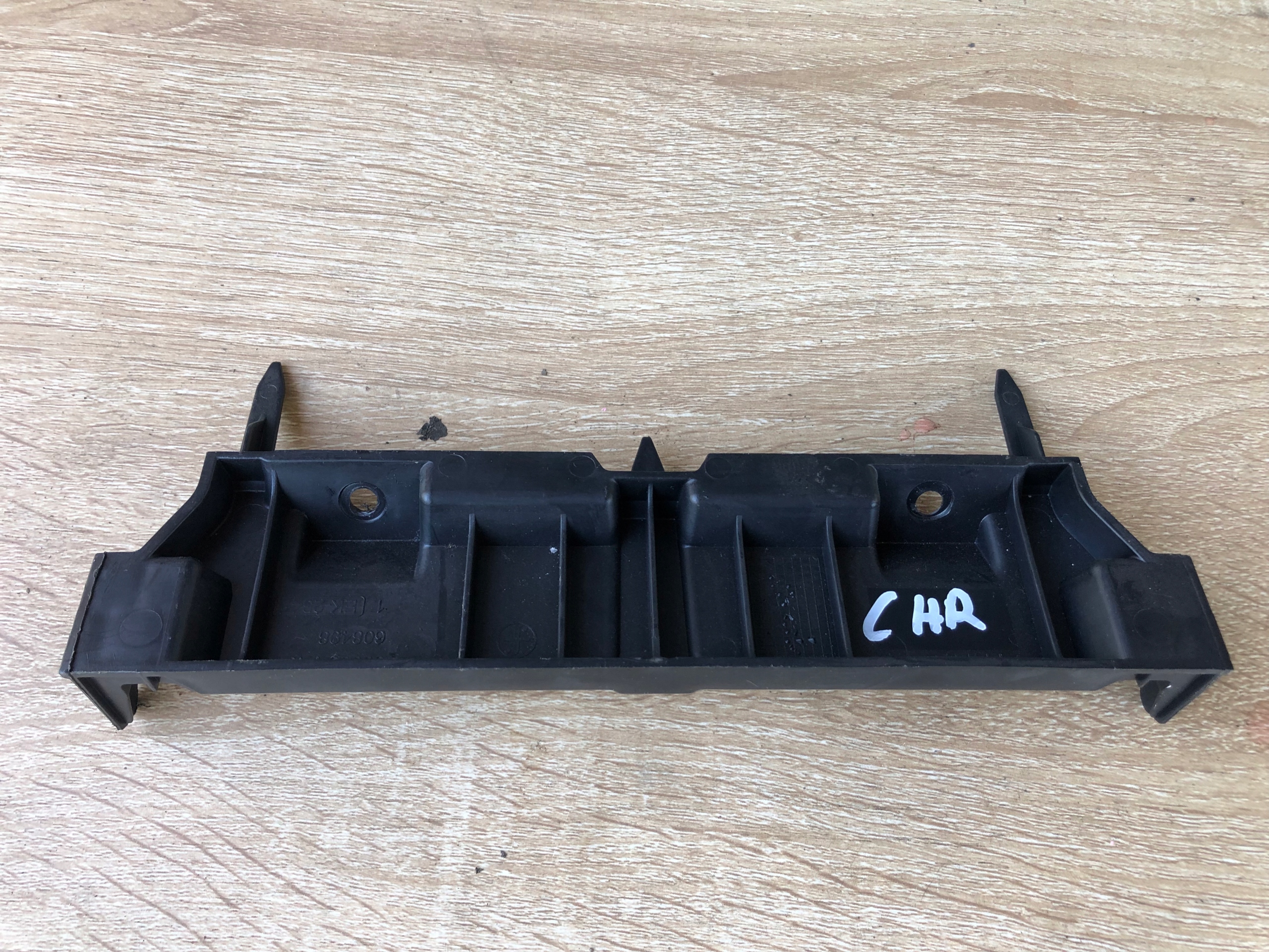 Couvre Support plaque TUNELU TOYOTA CHR C-HR