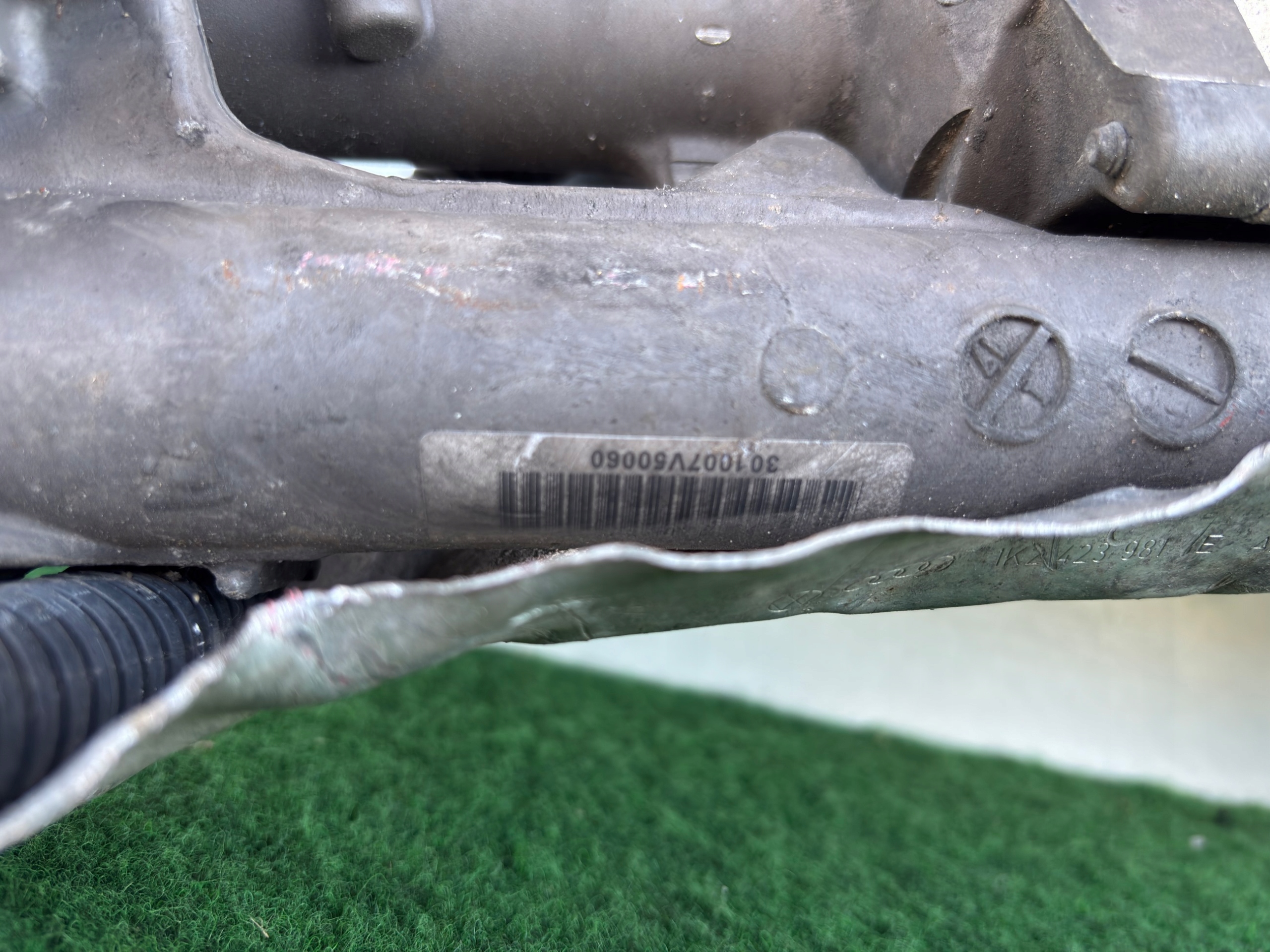 servo control VW PASSAT B6 3C242305D MAGP13R