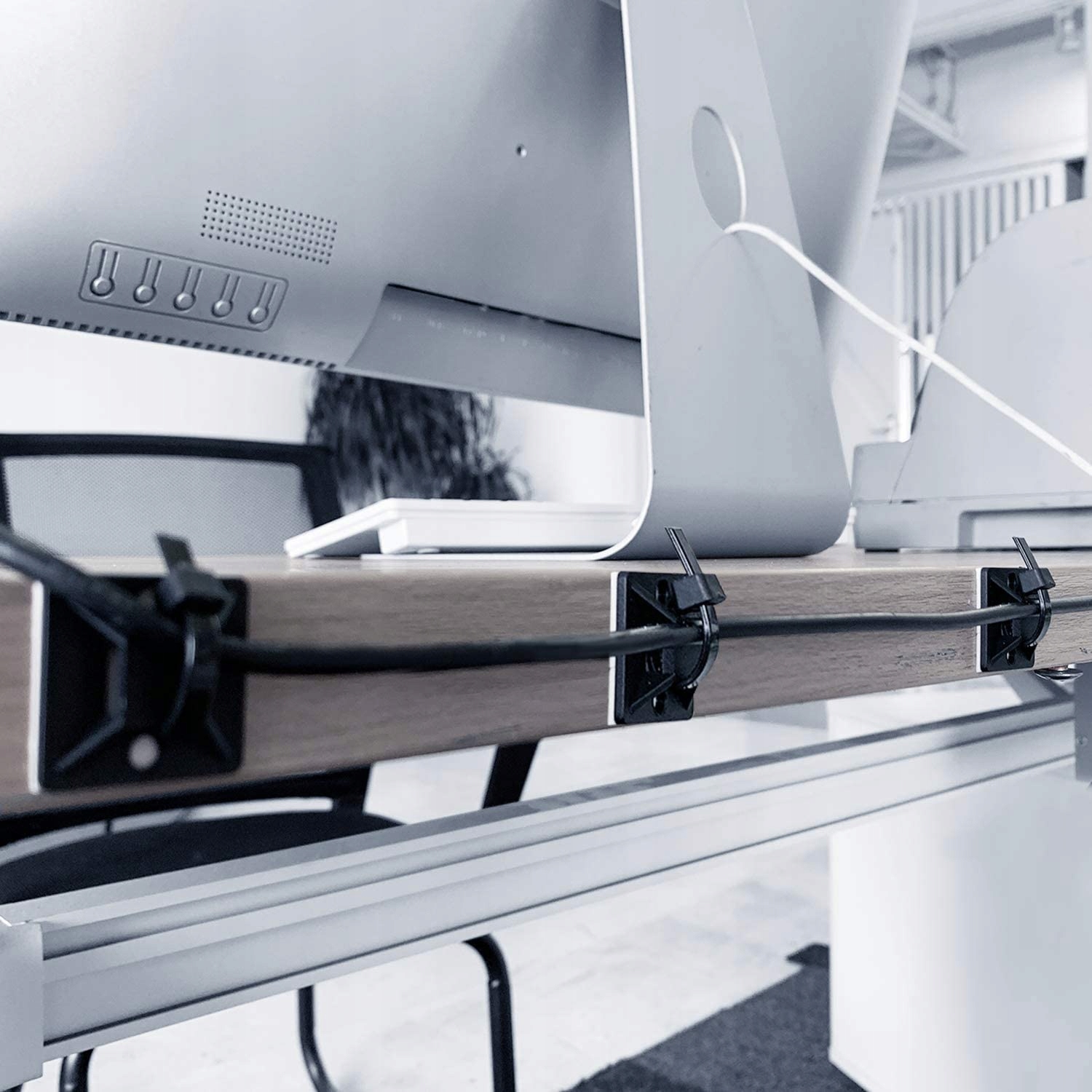 PODSTAWKA MONTAŻOWA DO OPASEK KABLOWYCH 20X20 100x Rodzaj opaska kablowa