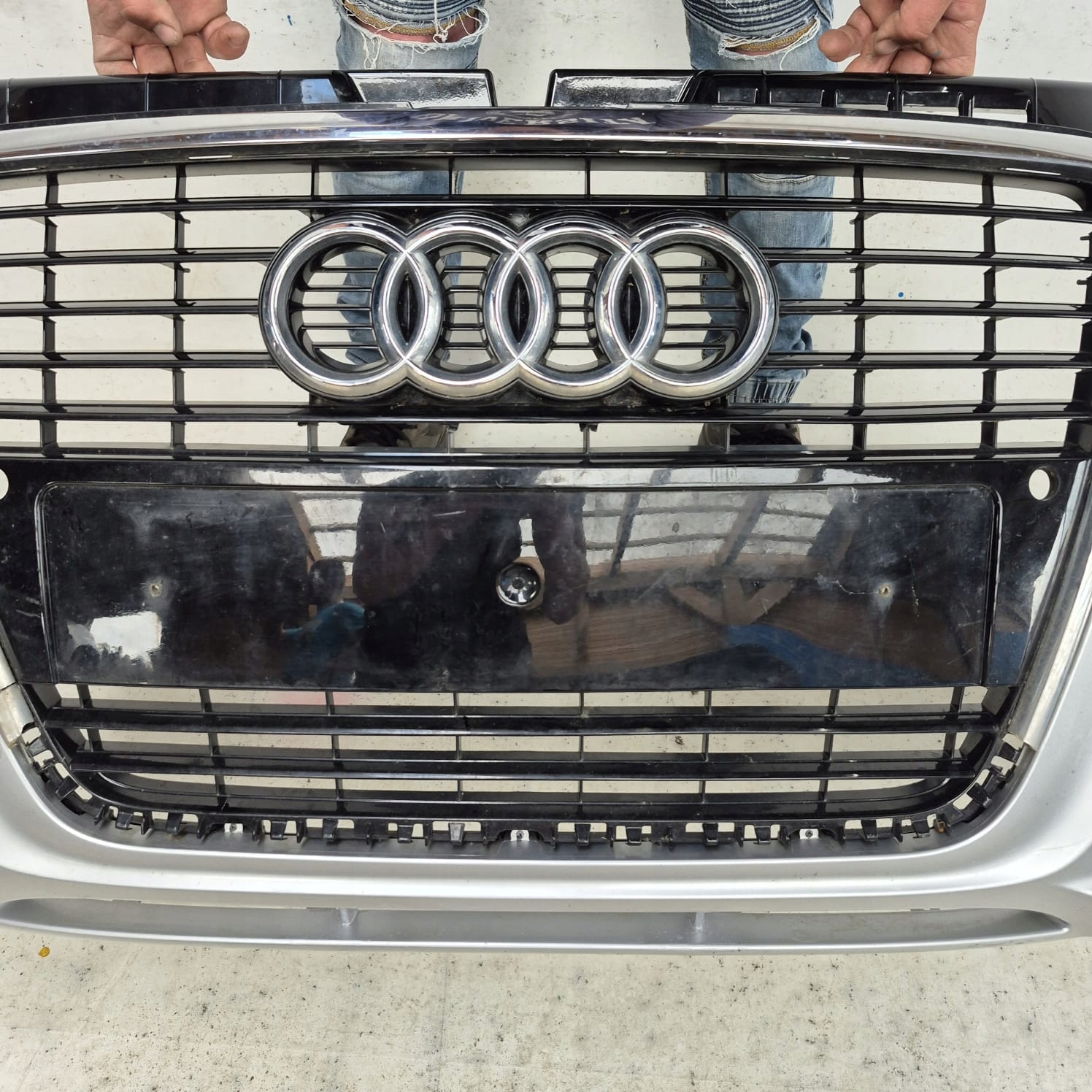 AUDI A3 8P LIFT 08- bumper front front SPR PDC 8P0807437H