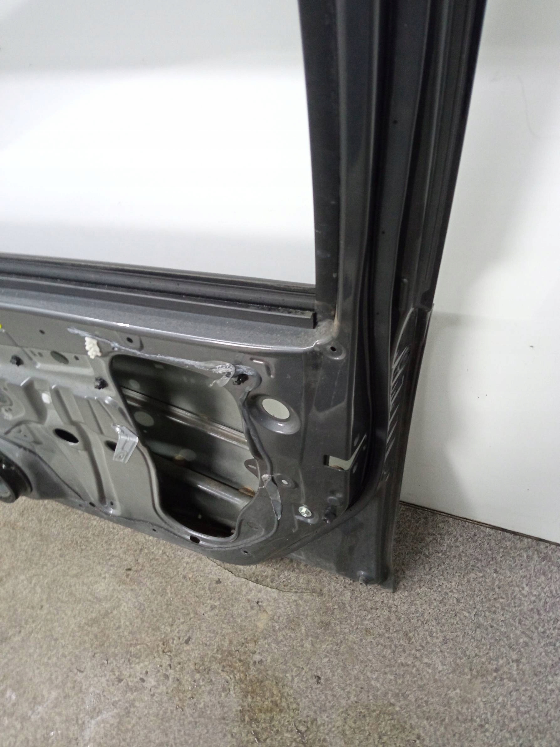door right front MK7 ZMW Suzuki Swift V (2010-2017)