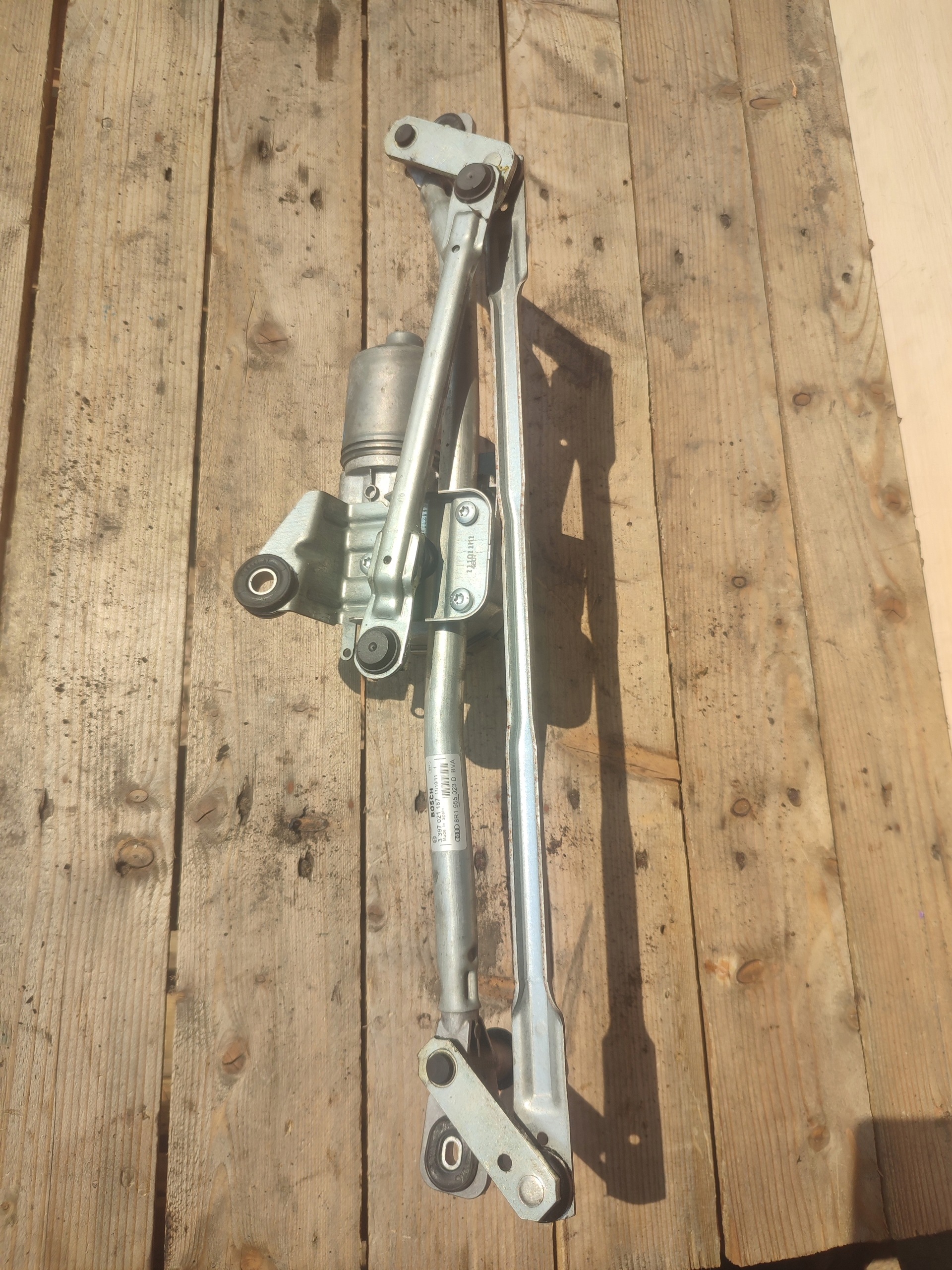 wiper mechanism front AUDI Q5 8R 8R1955119A