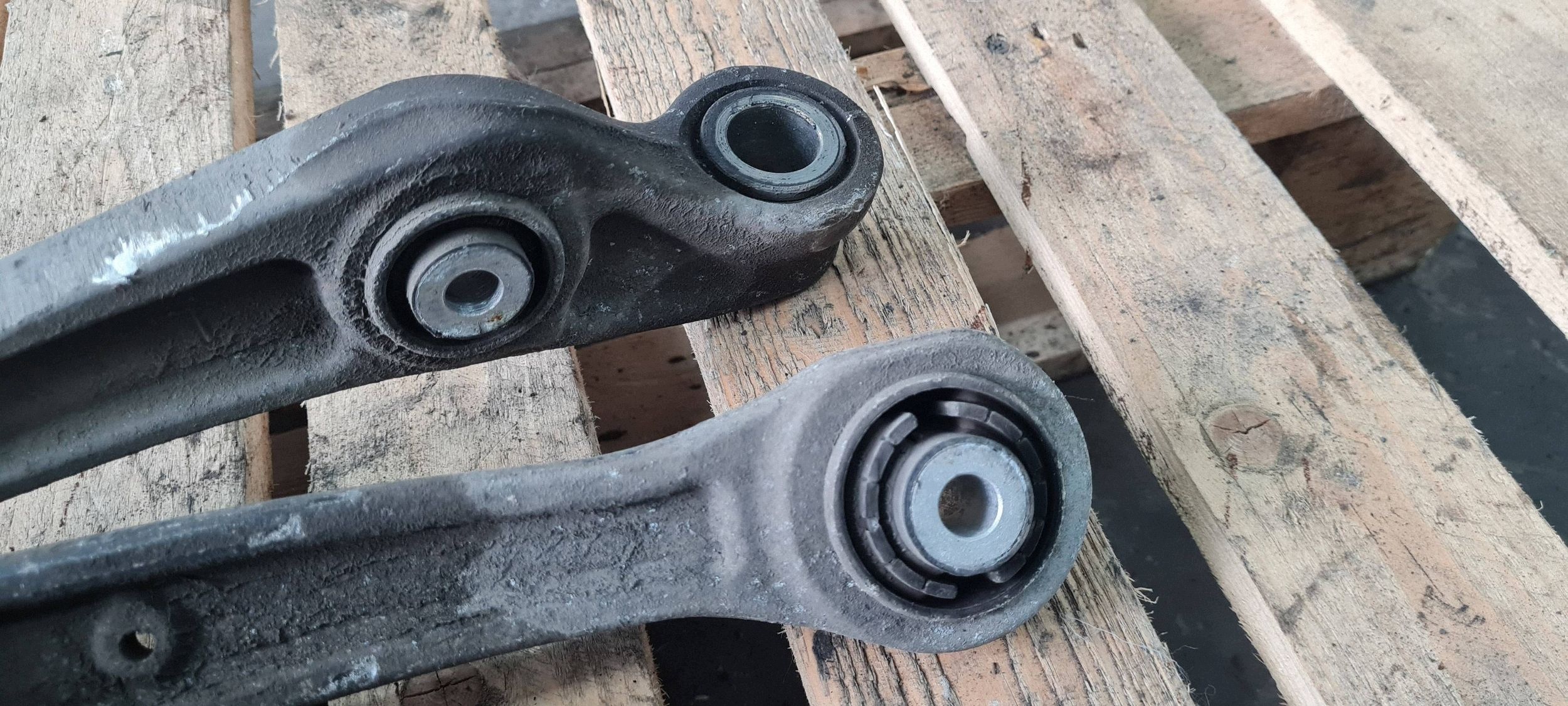 A5 8T LIFT arm lower front left right 2X 8K0407155C 8K0407156C A4 B8