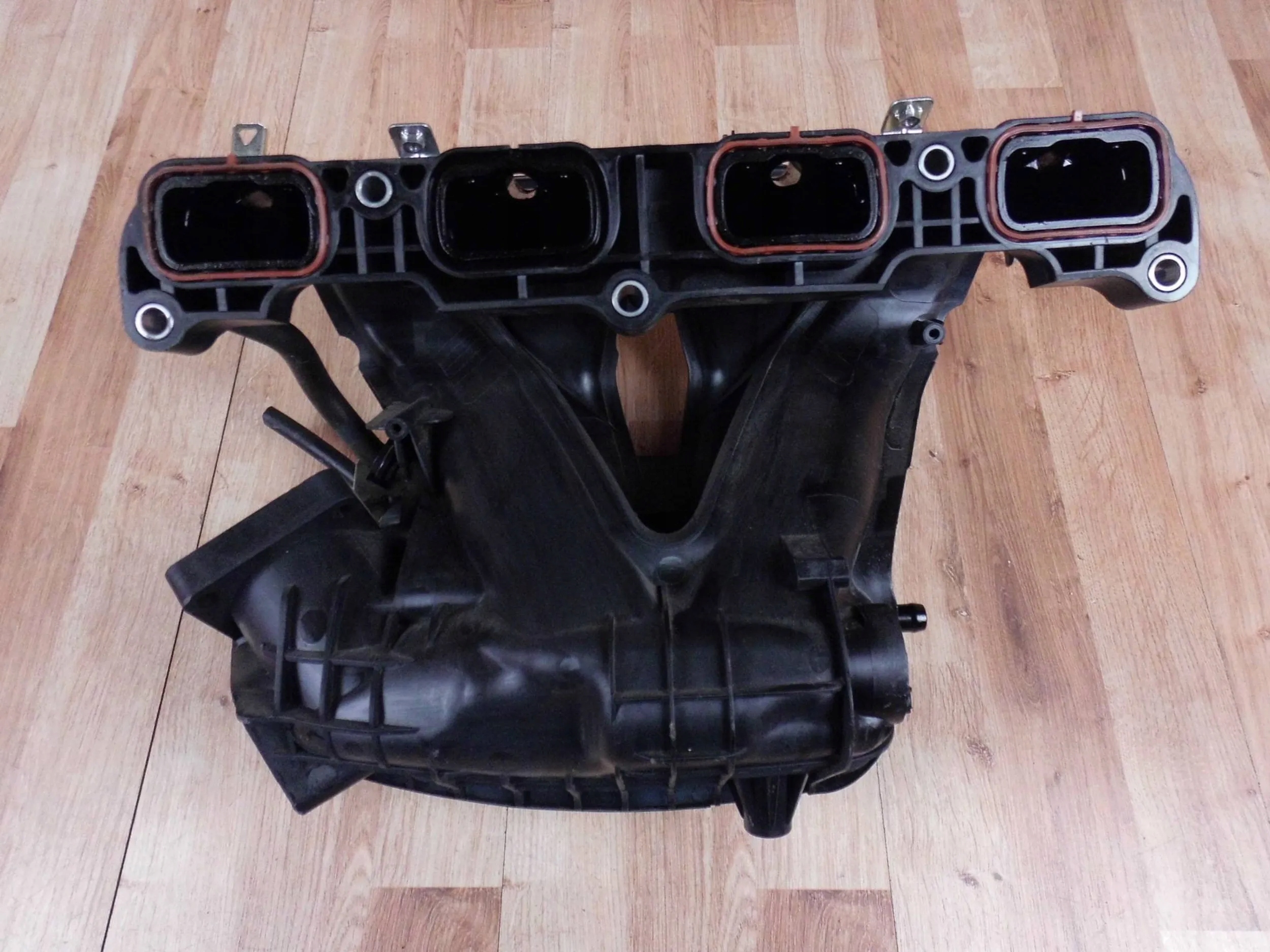 Mitsubishi Outlander III 2.0 PHEV intake manifold 1540A737