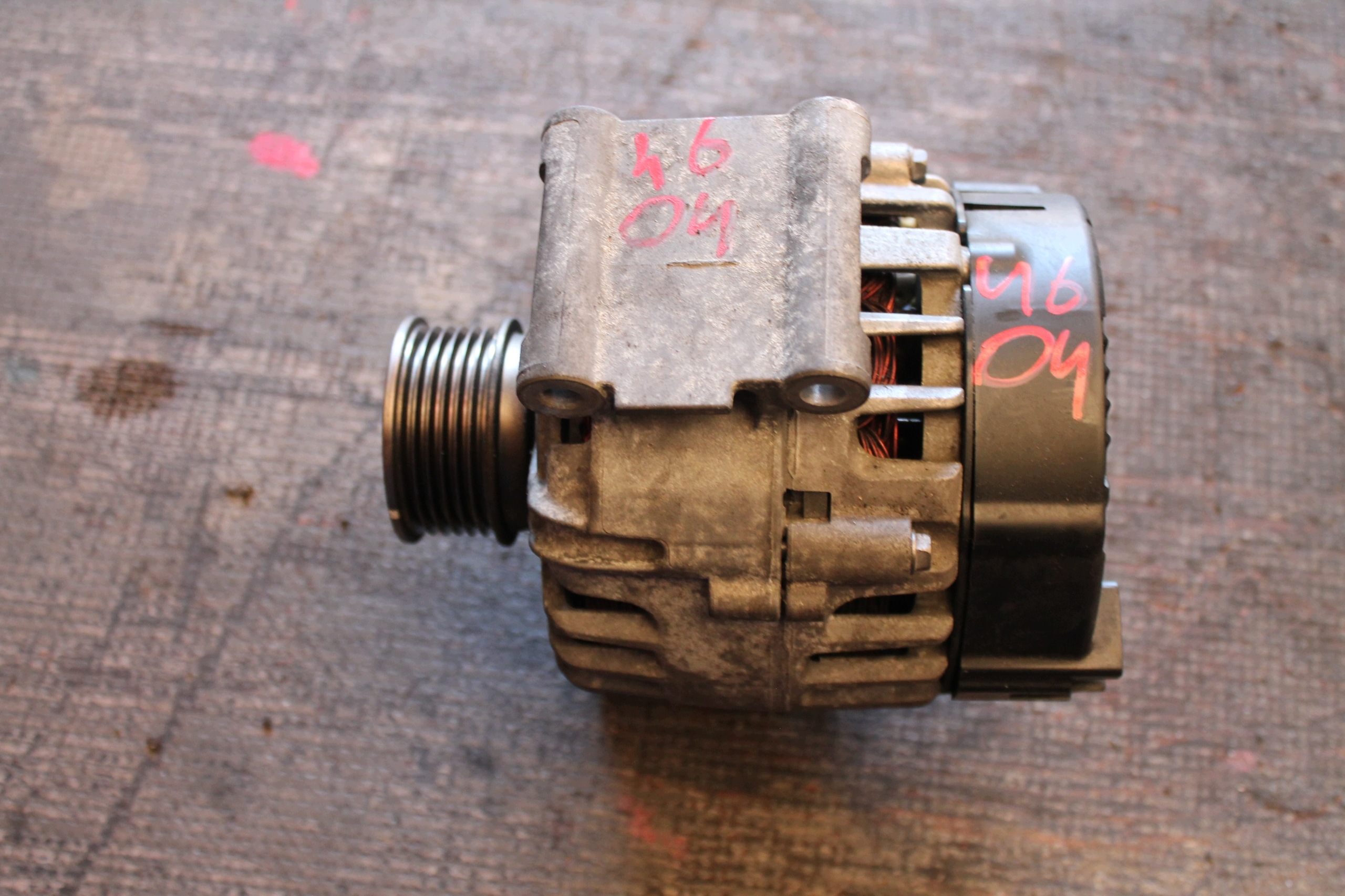 4604. ALTERNATOR AUDI Q5 06L903027