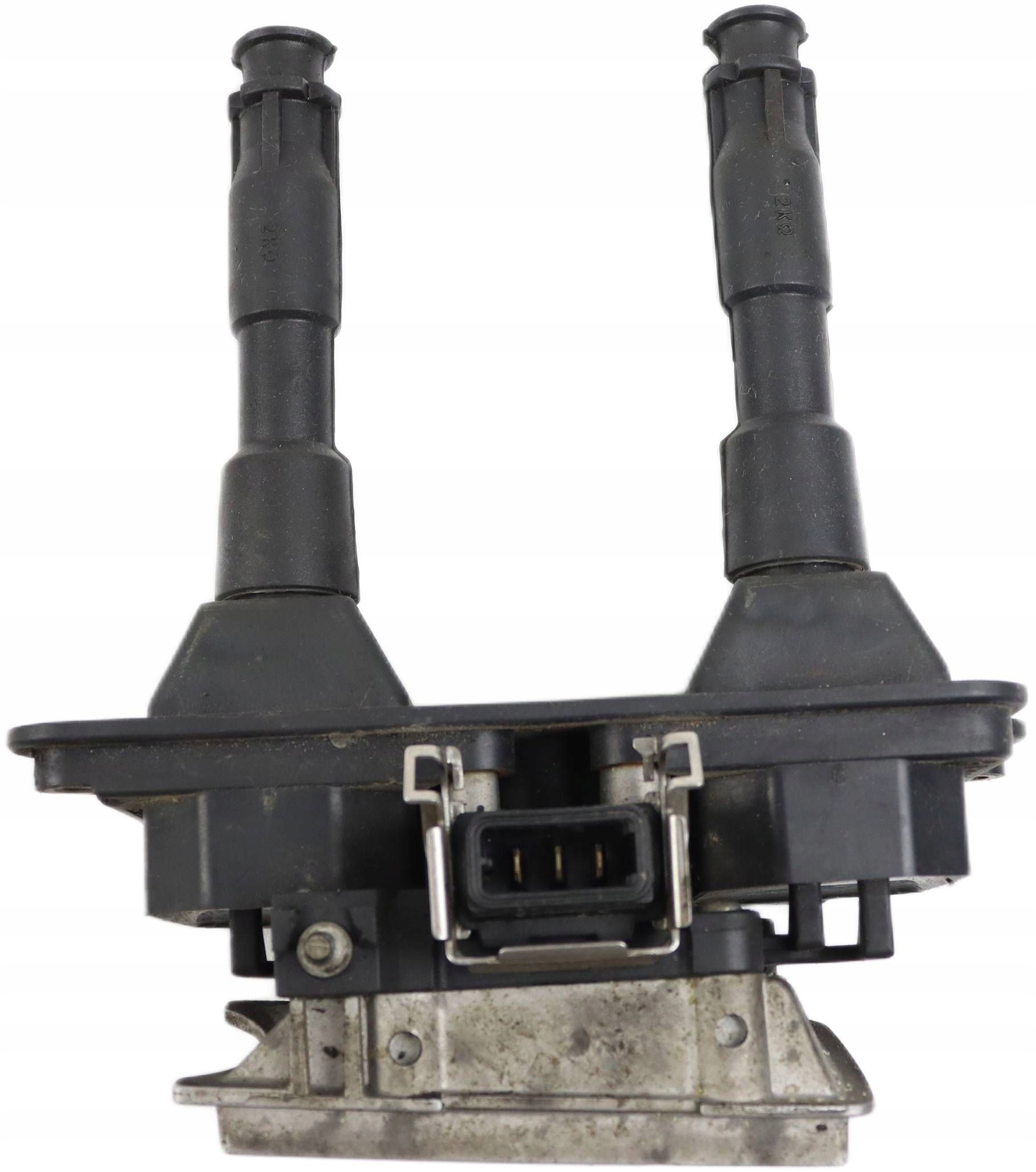 AUDI A4 B5 coil ignition BOSCH 1.8 058905105A