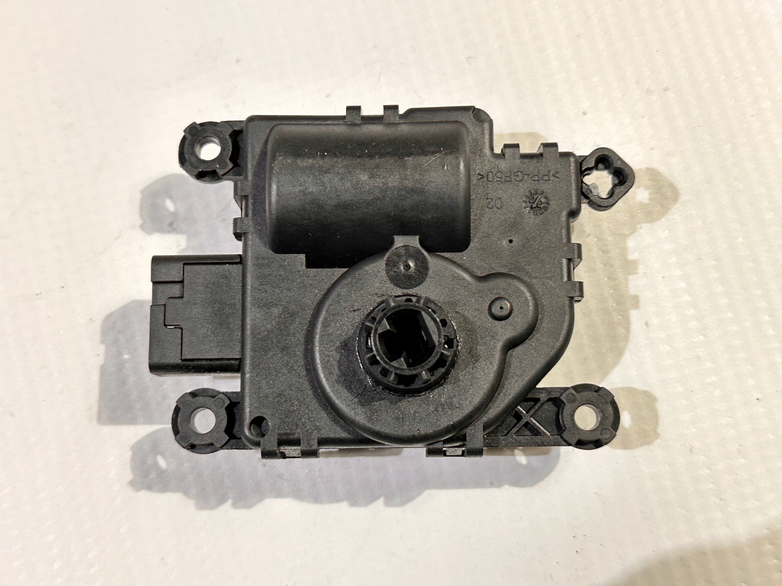 Moteur Micro moteur Bloc de chauffage complet de chauffage Ford Explorer 2020+