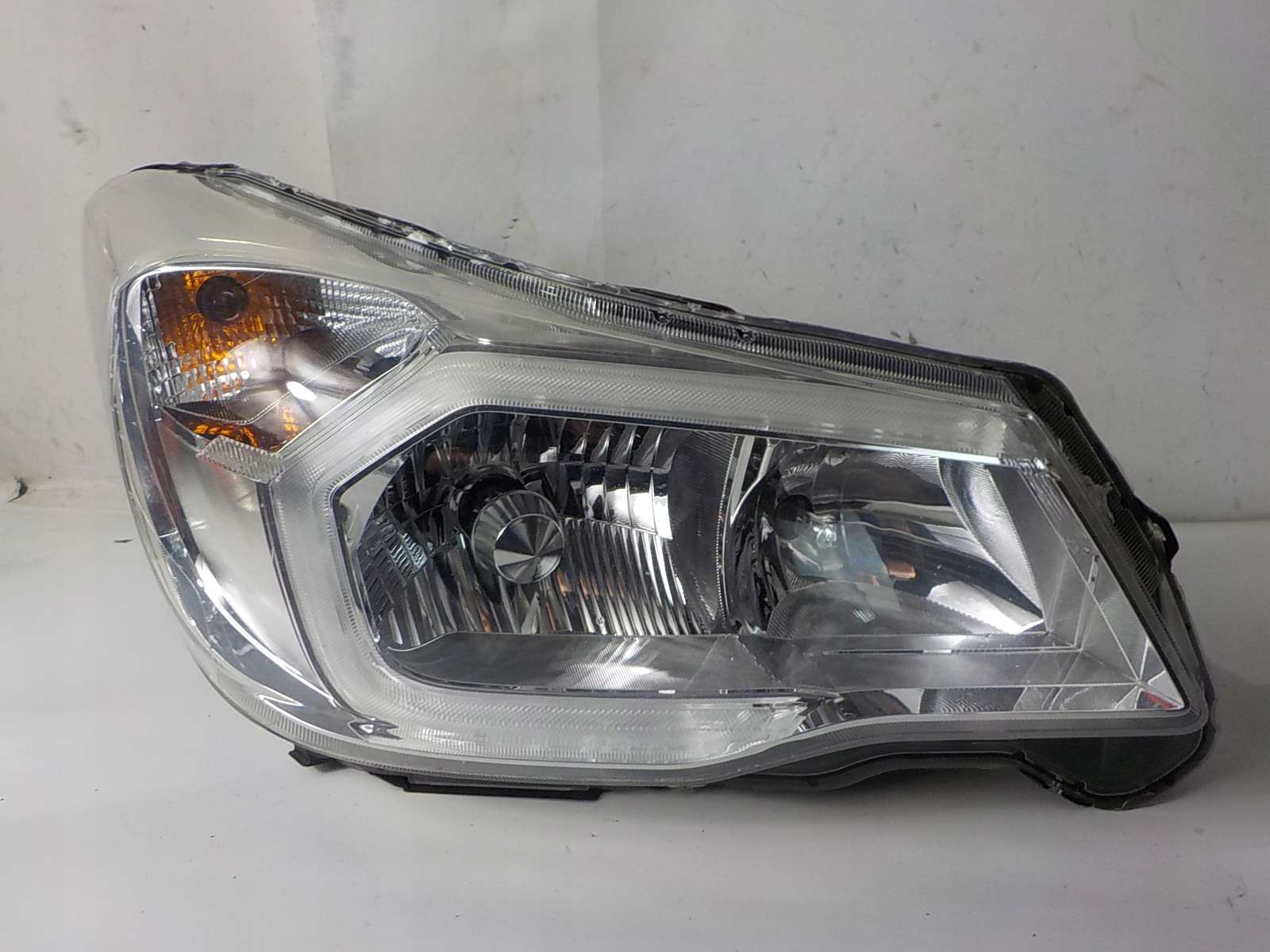 SUBARU FORESTER IV SJ XENON light right front front UK