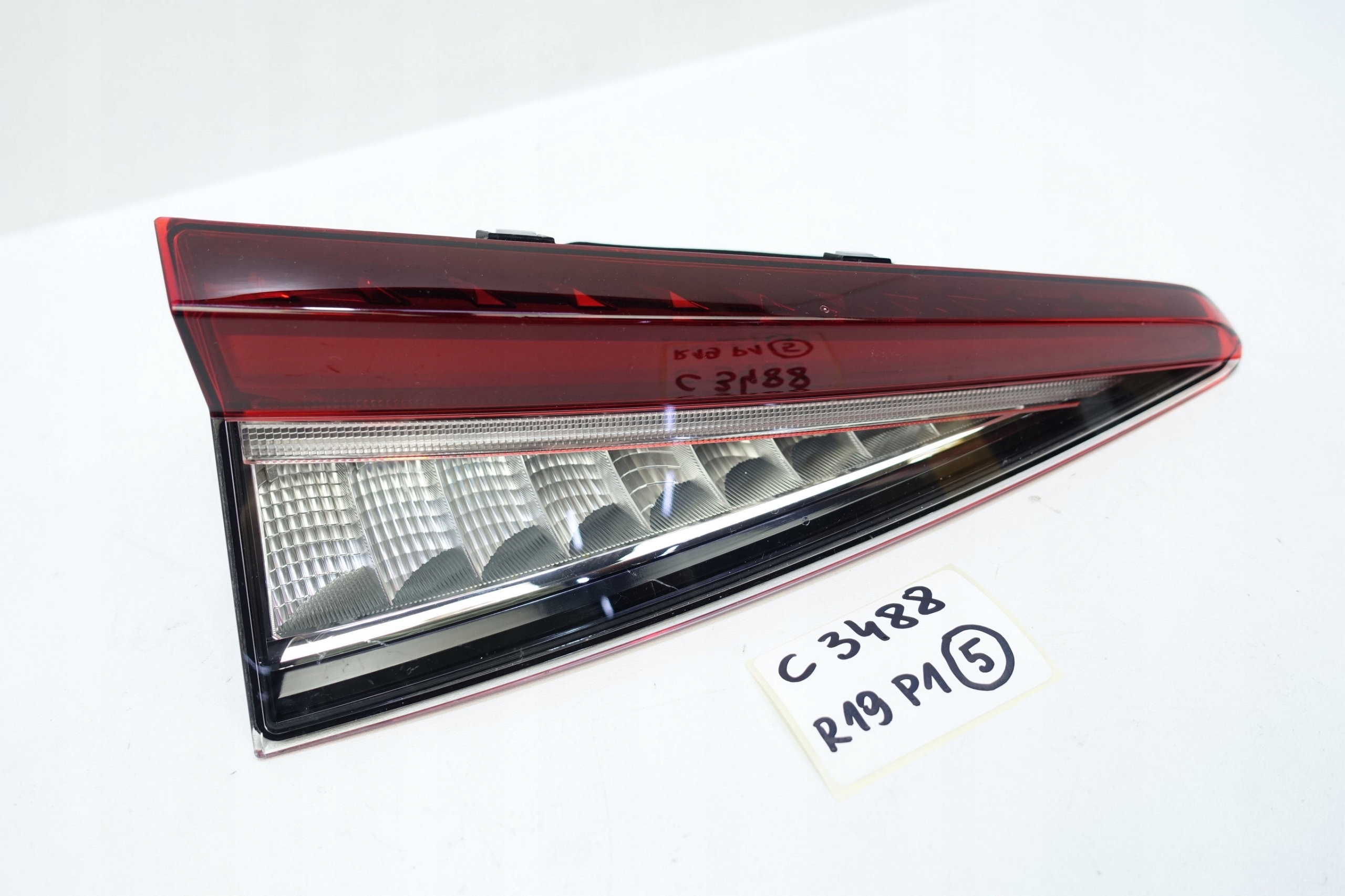light left rear part left rear SKODA ENYAQ 5LG