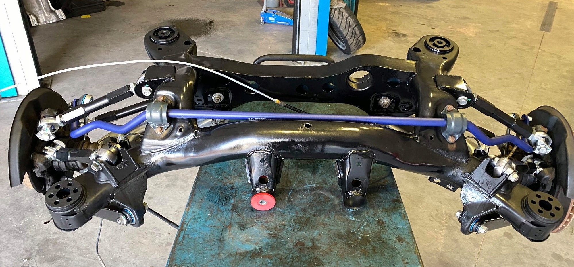 REGULOWANE WAHACZE TYLNE BMW E82 E90 E92 E93 M3 Part manufacturer other