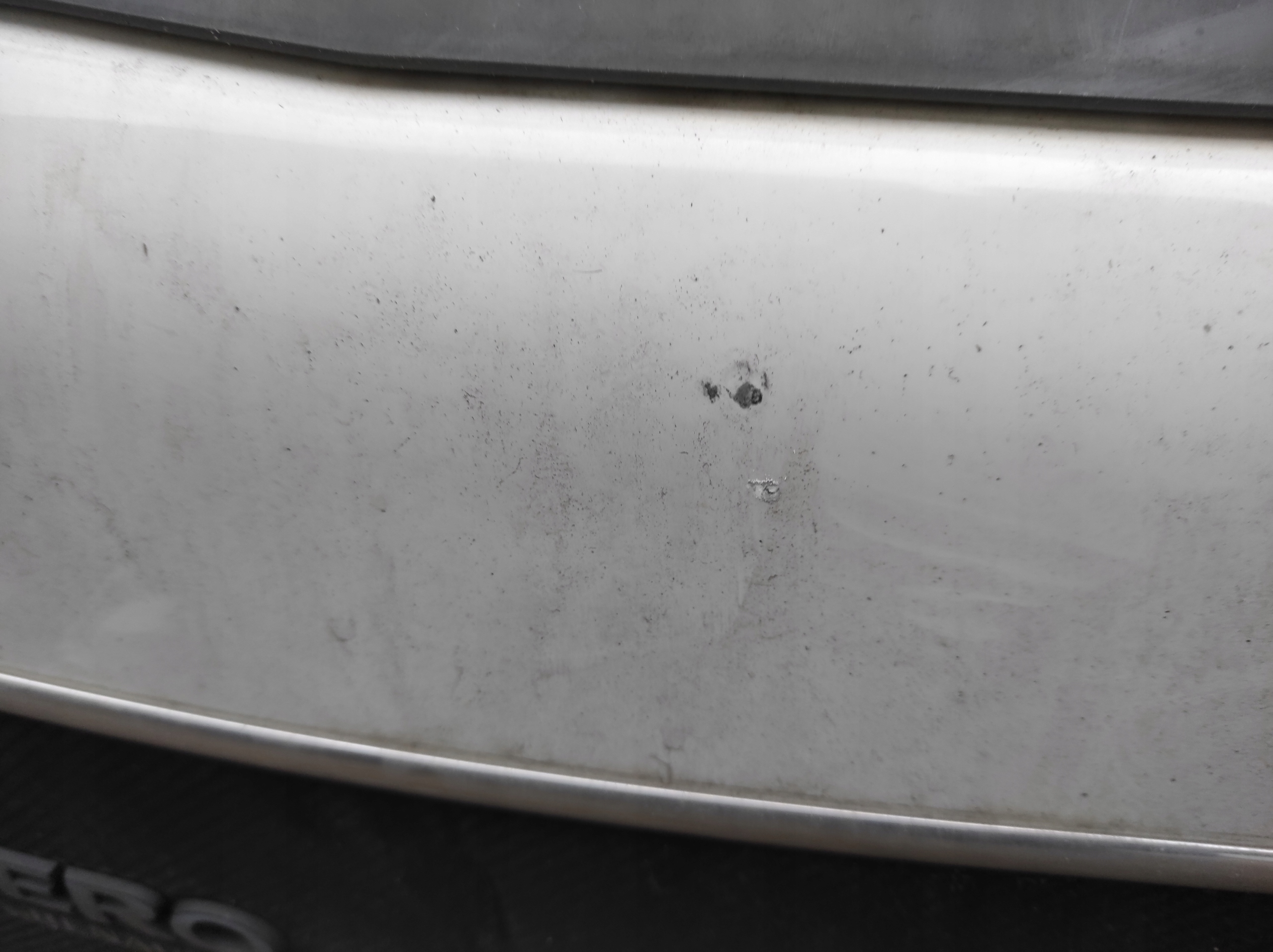 DACIA SANDERO boot doors / boot unprotected