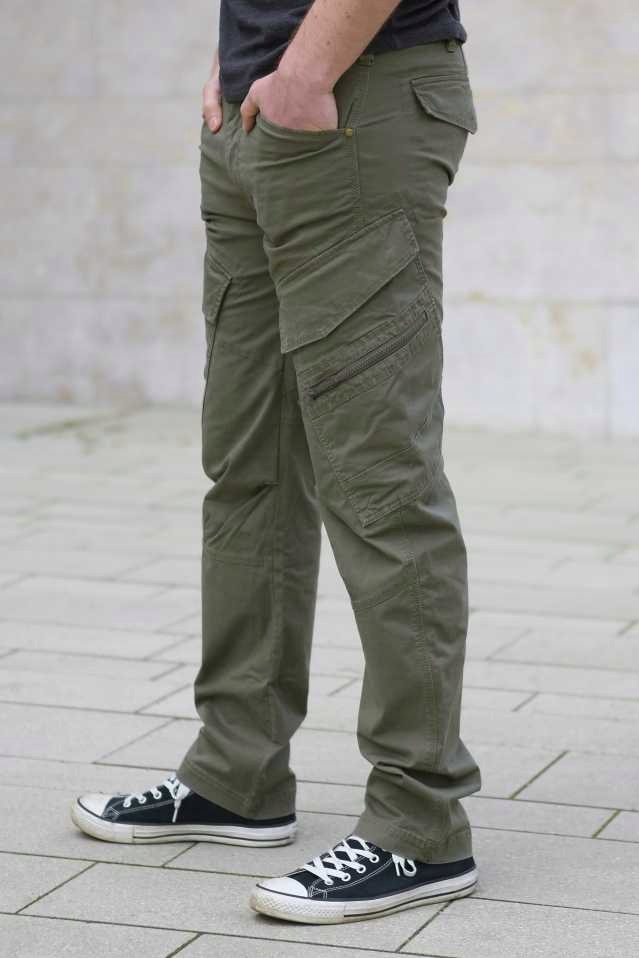 Spodnie BRANDIT Adven Slim Fit Trousers Oliv M Linia regular