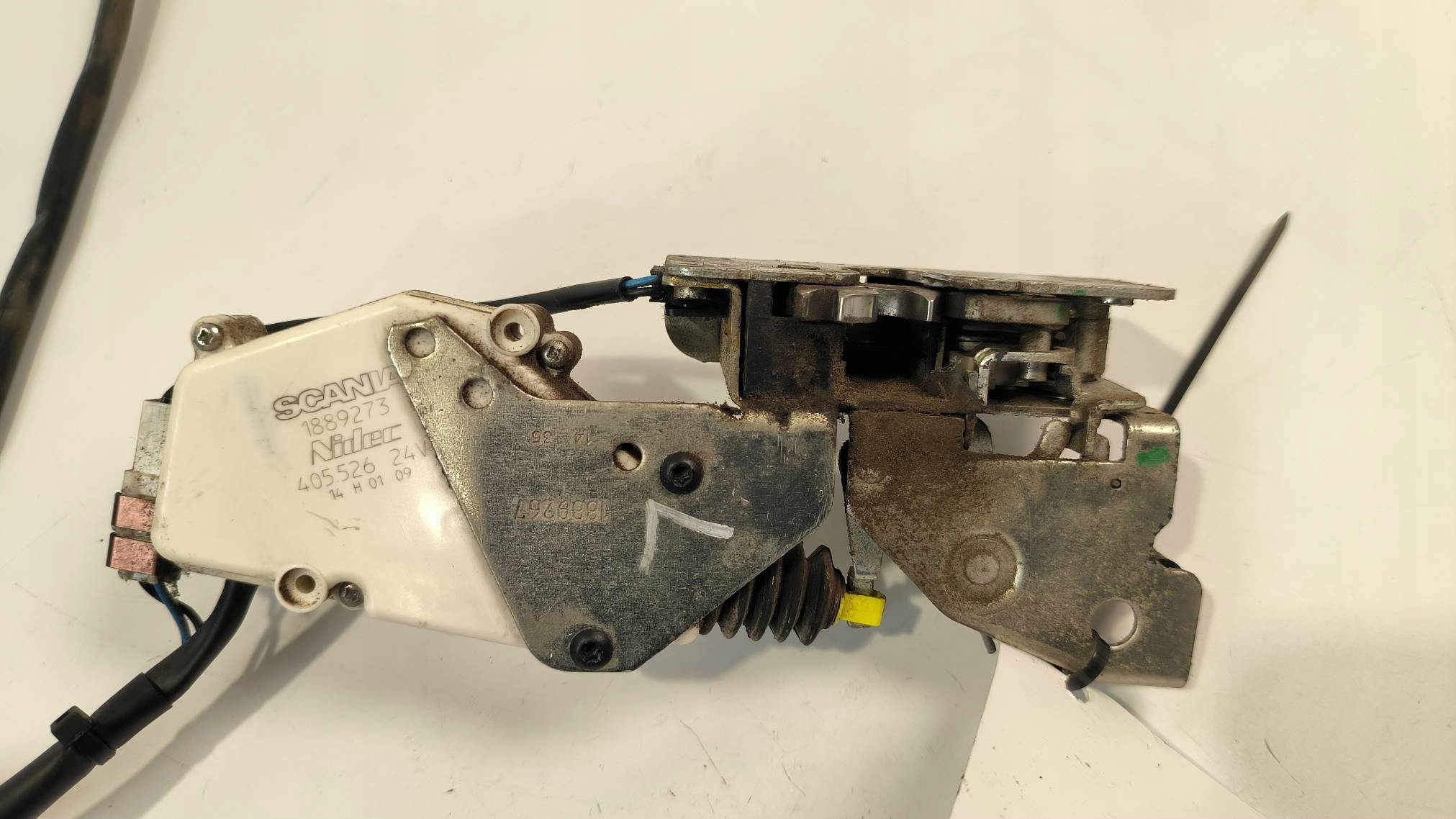 lock door left front 1889273 SCANIA R490