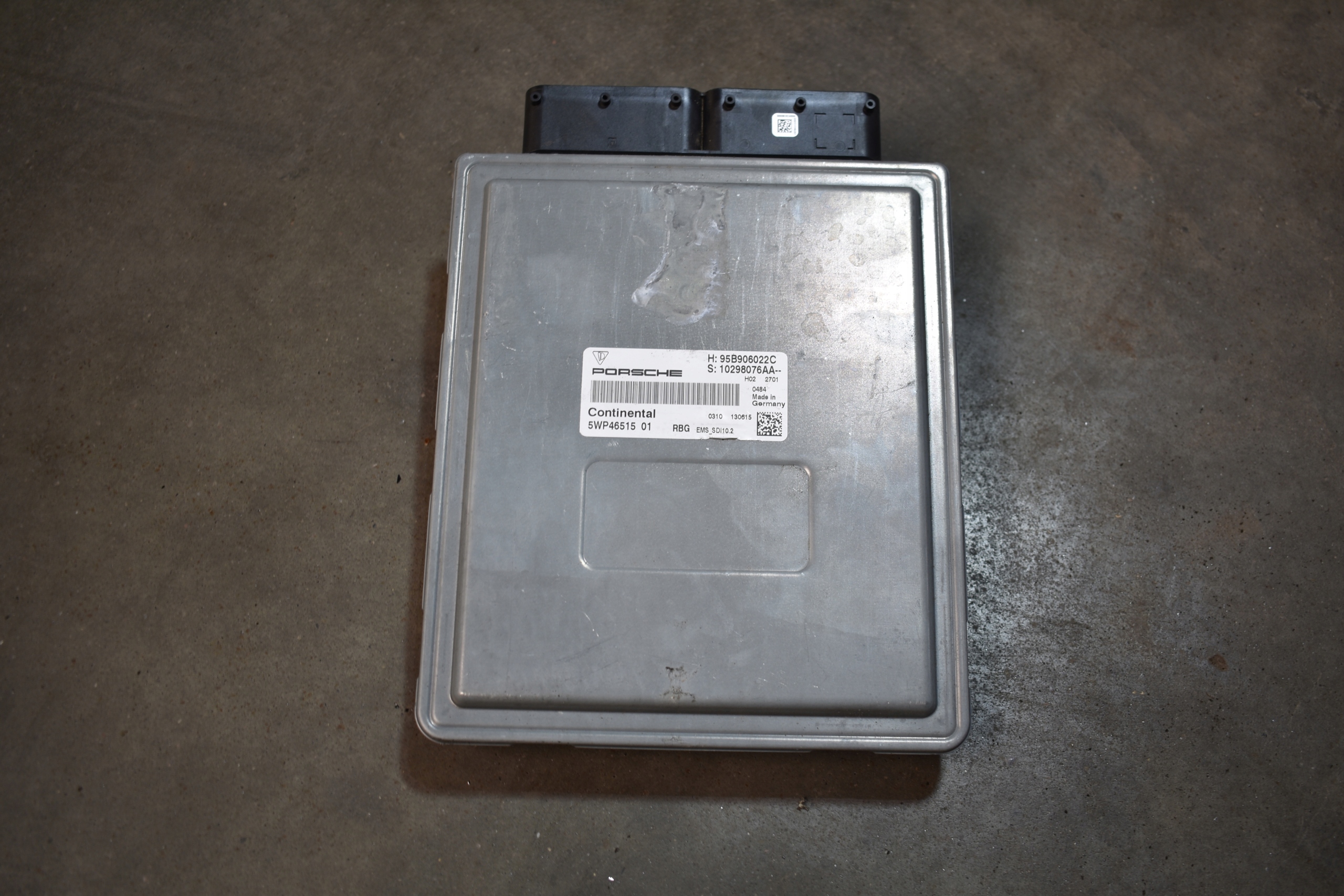 IDEALNY control unit of the engine PORSCHE MACAN 1