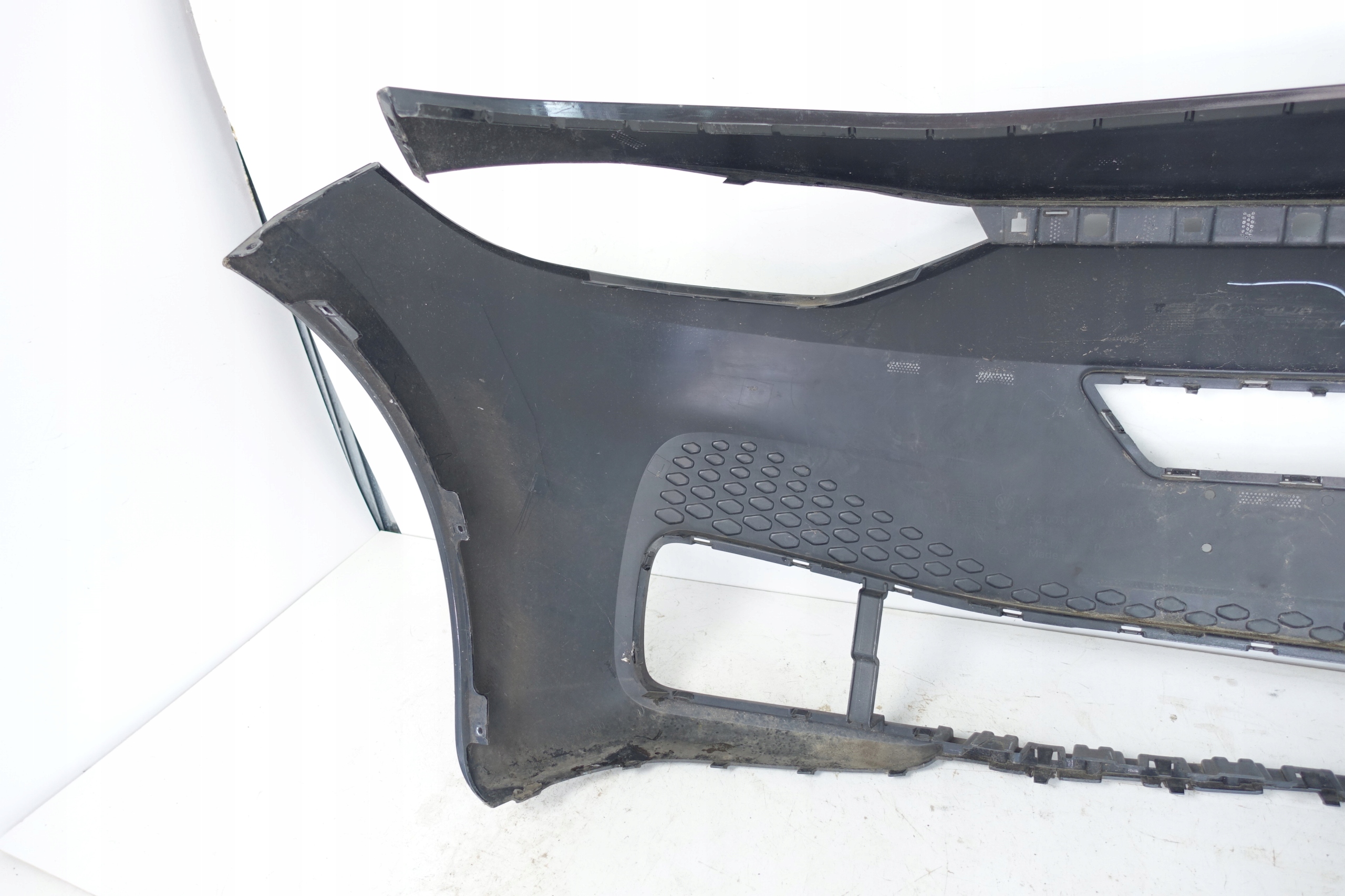VW VOLKSWAGEN ID3 ID.3 10A807221 bumper front front
