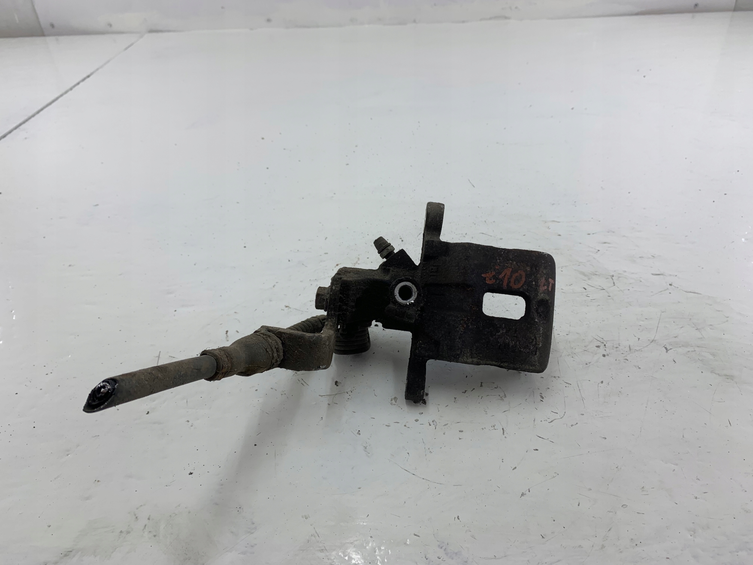 HYUNDAI i10 caliper brake left rear part