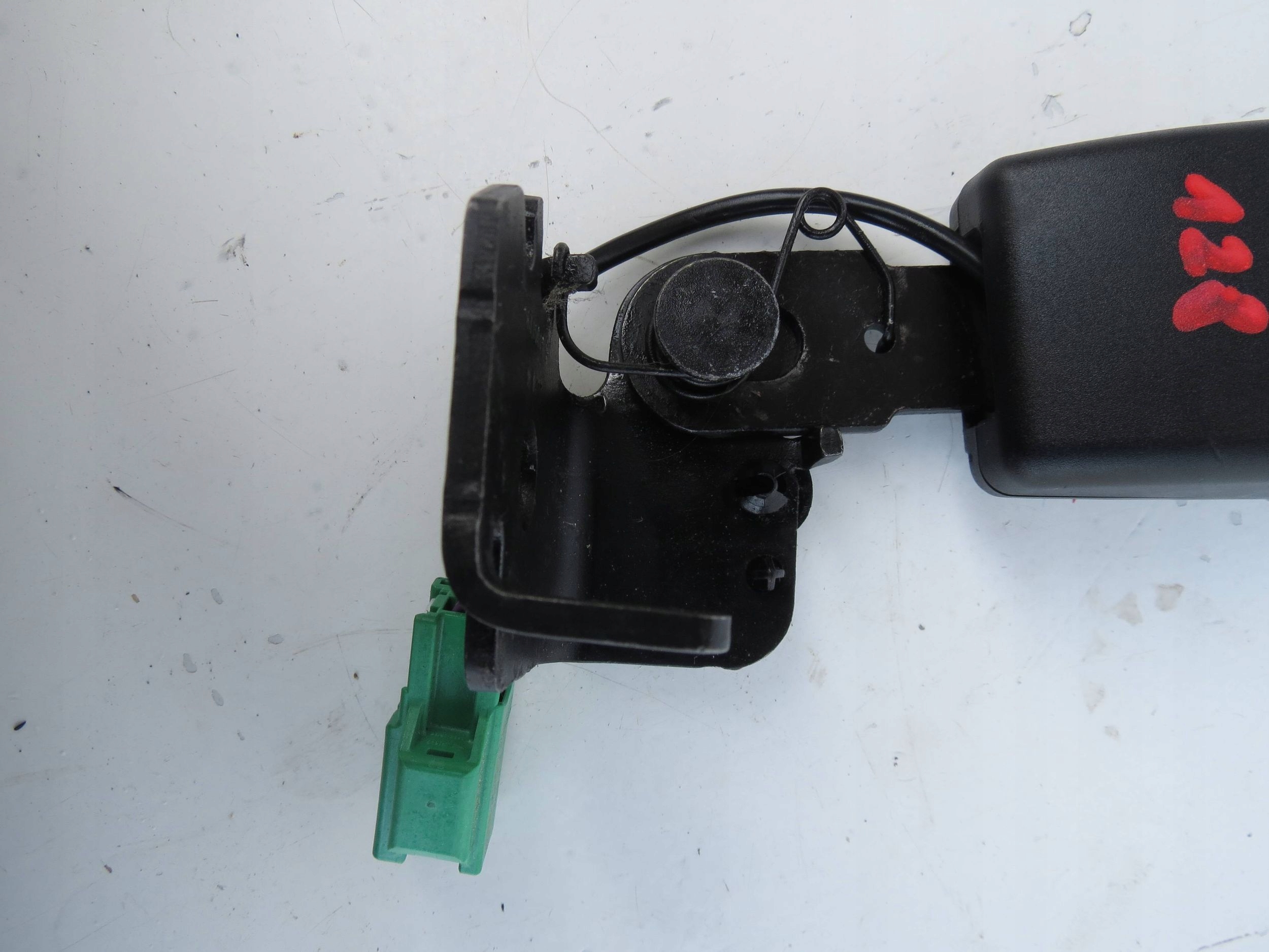 KLAMRA Fixation arbre ceintures sécurité de Sécurité Arrière VOLVO S90 2.0 31369779