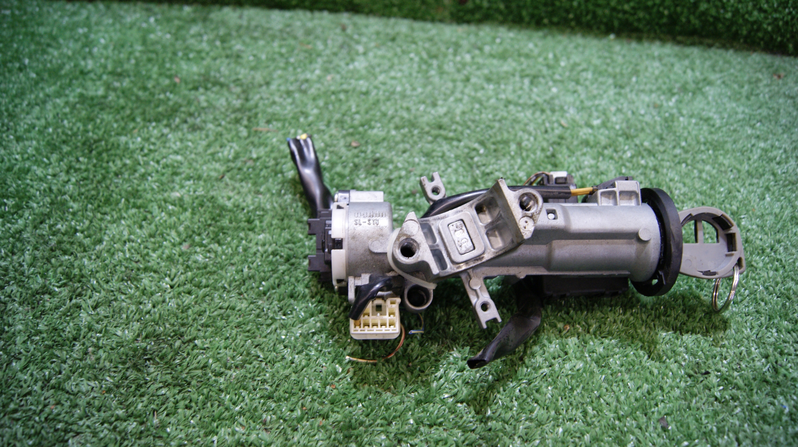 ignition Z KLUCZYKIEM SUZUKI SWIFT 4
