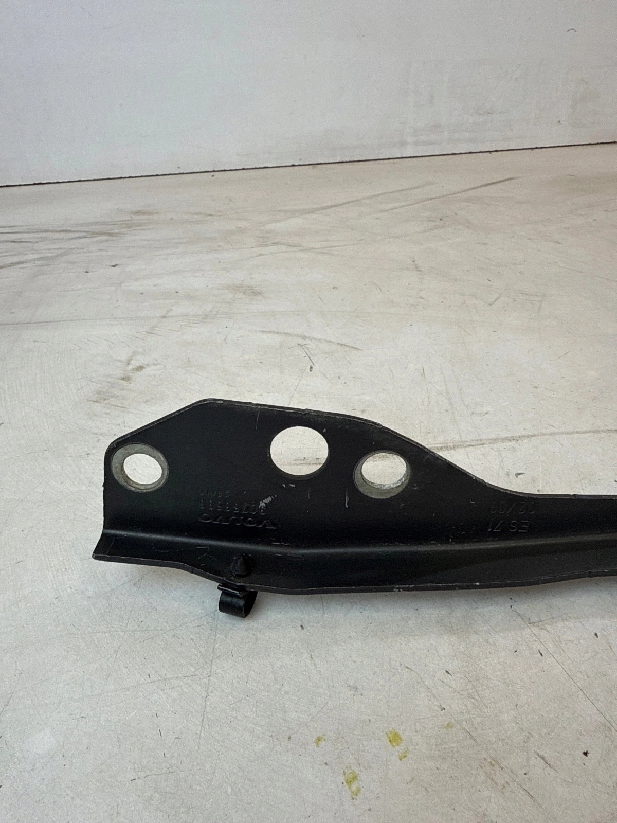 hinge bonnets front front right Volvo C30 S40 II V50