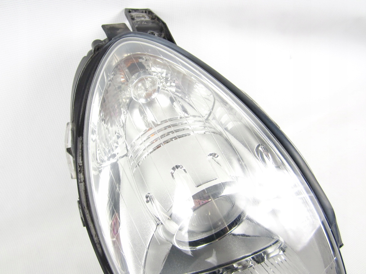 light front front right Mercedes R-klasa W251
