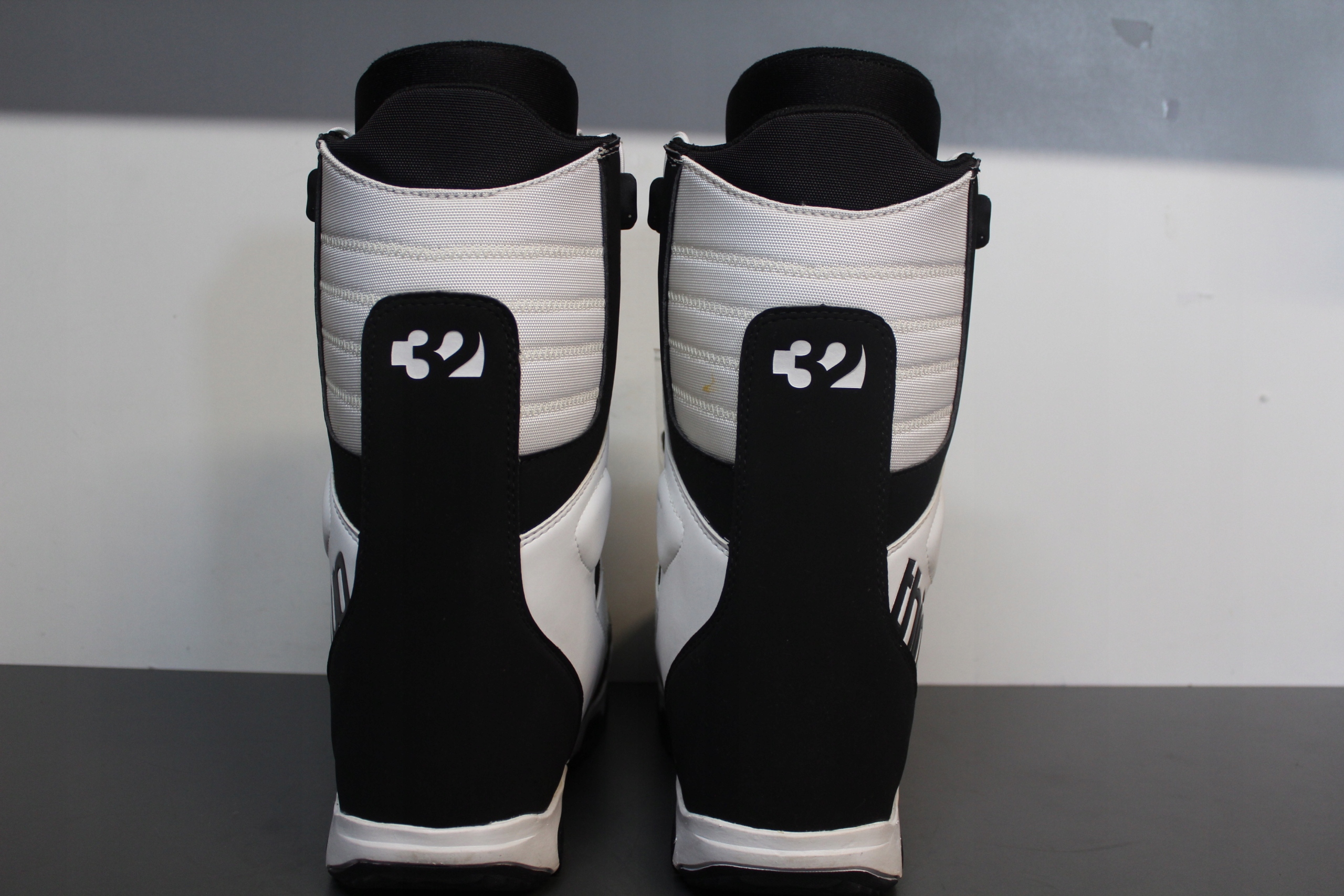 Buty THIRTYTWO MENS PRION FT roz.26.5/41 [f135] Rozmiar 41