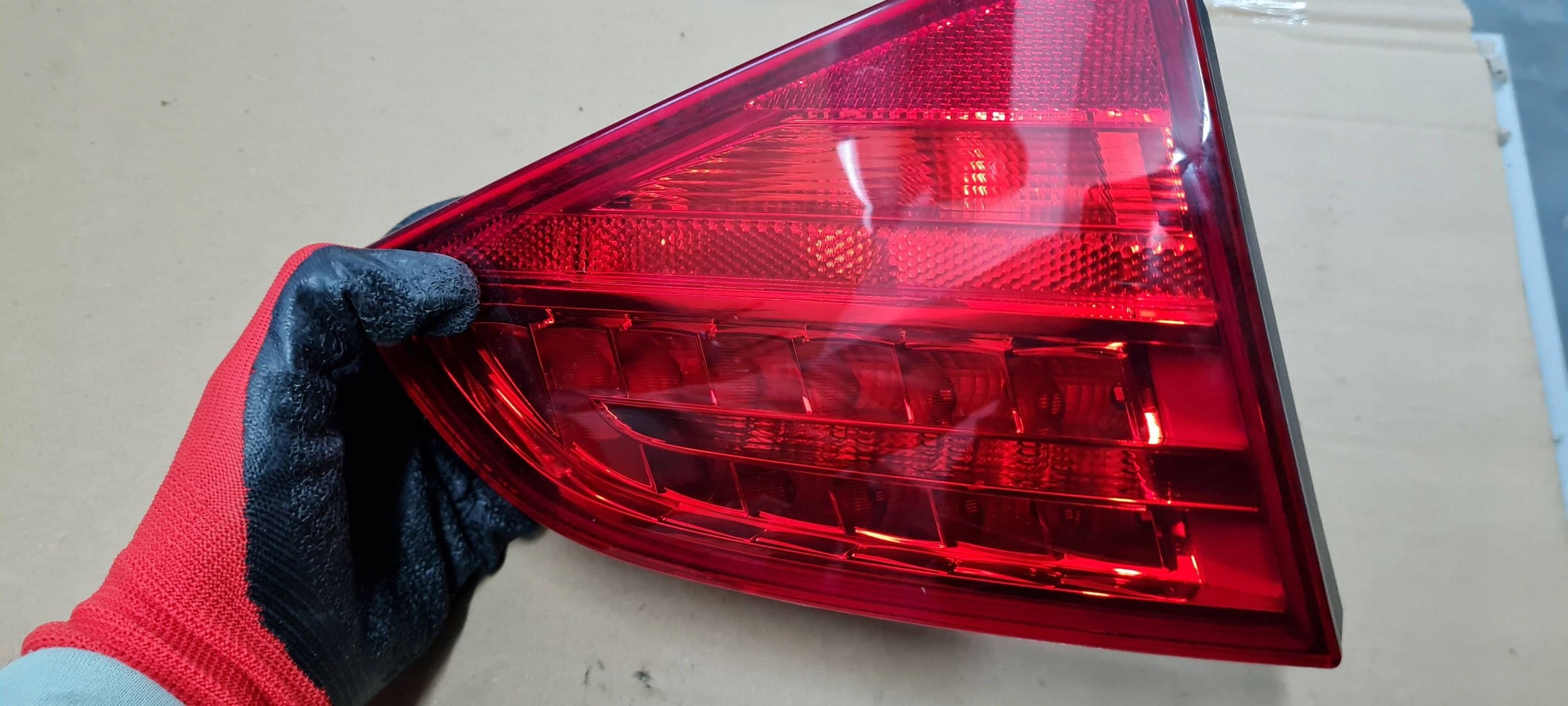 S4 B8 A4 light left left rear part to the bonnet LED KOMBI 8K9945093B