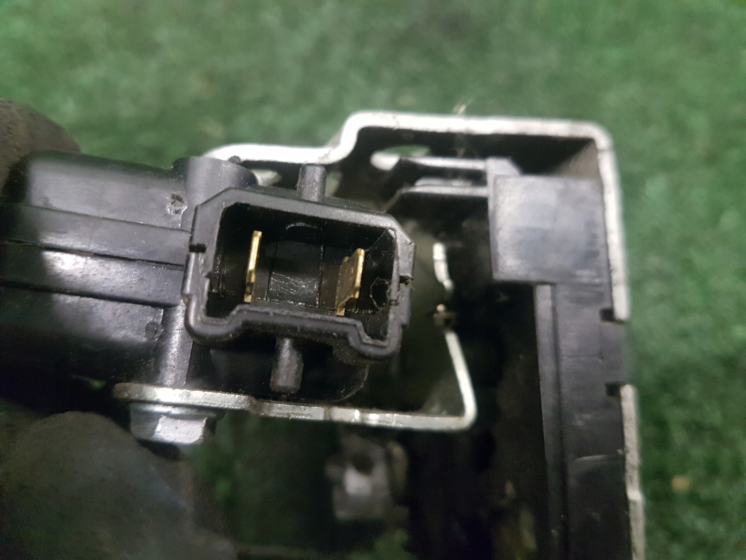 lock door right front IVECO DAILY 4