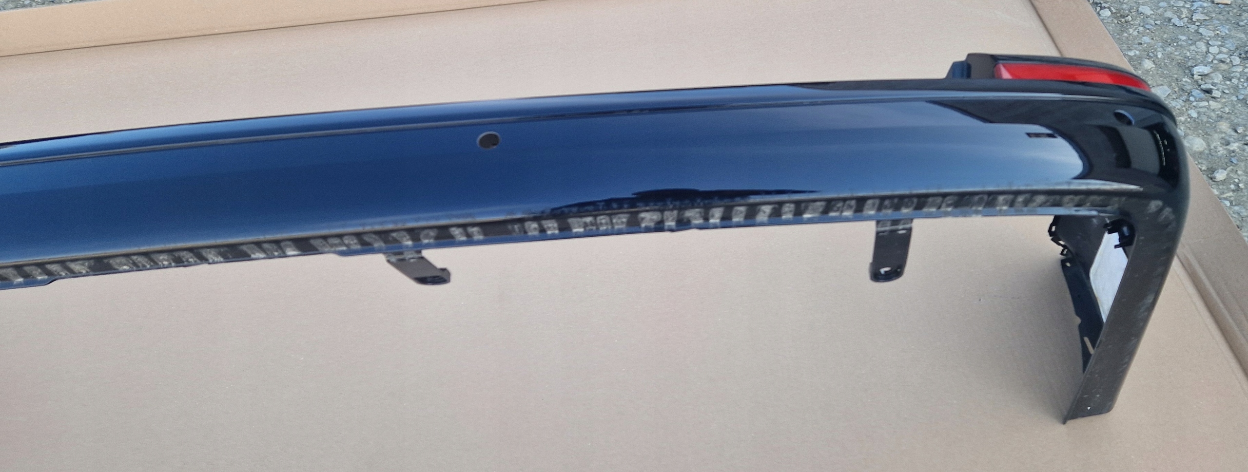 bumper VW T6.1 MULTIVAN 2019- W colour LC9X PDCX6 as new