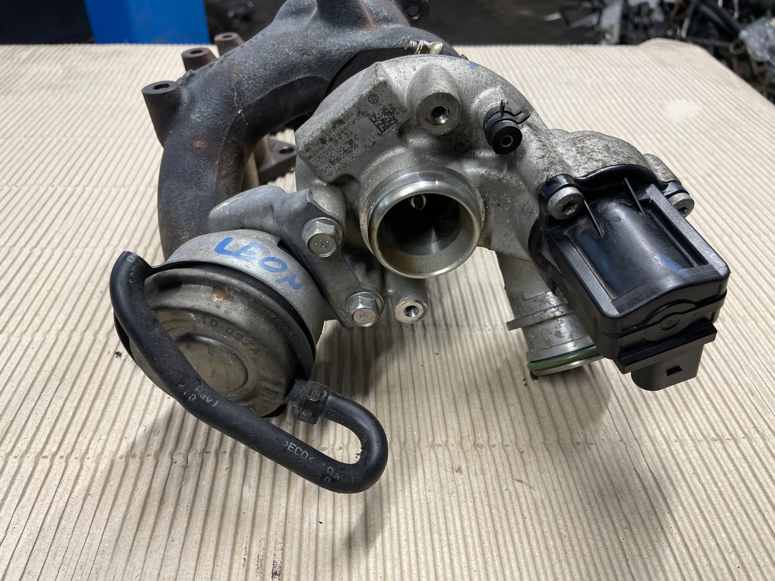 SEAT LEON II LIFT 1.4 TSI turbo 03C145702C