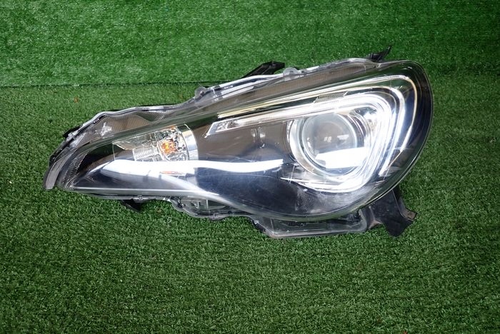 SUBARU BRZ TOYOTA GT86 XENON LED reflektor left light left