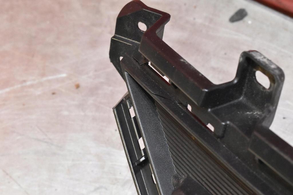 grid of a bumper central front front 86531-N7DA0 HYUNDAI TUCSON 4 IV 20