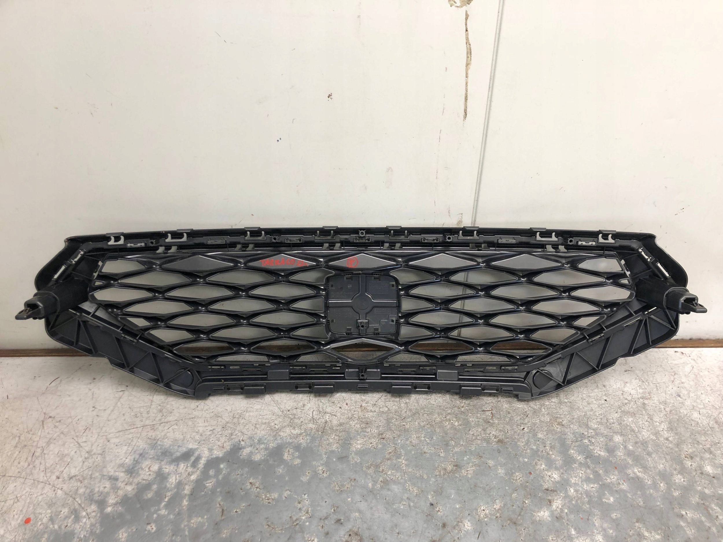 Grill Grill SEAT TARRACO 5FJ853651D
