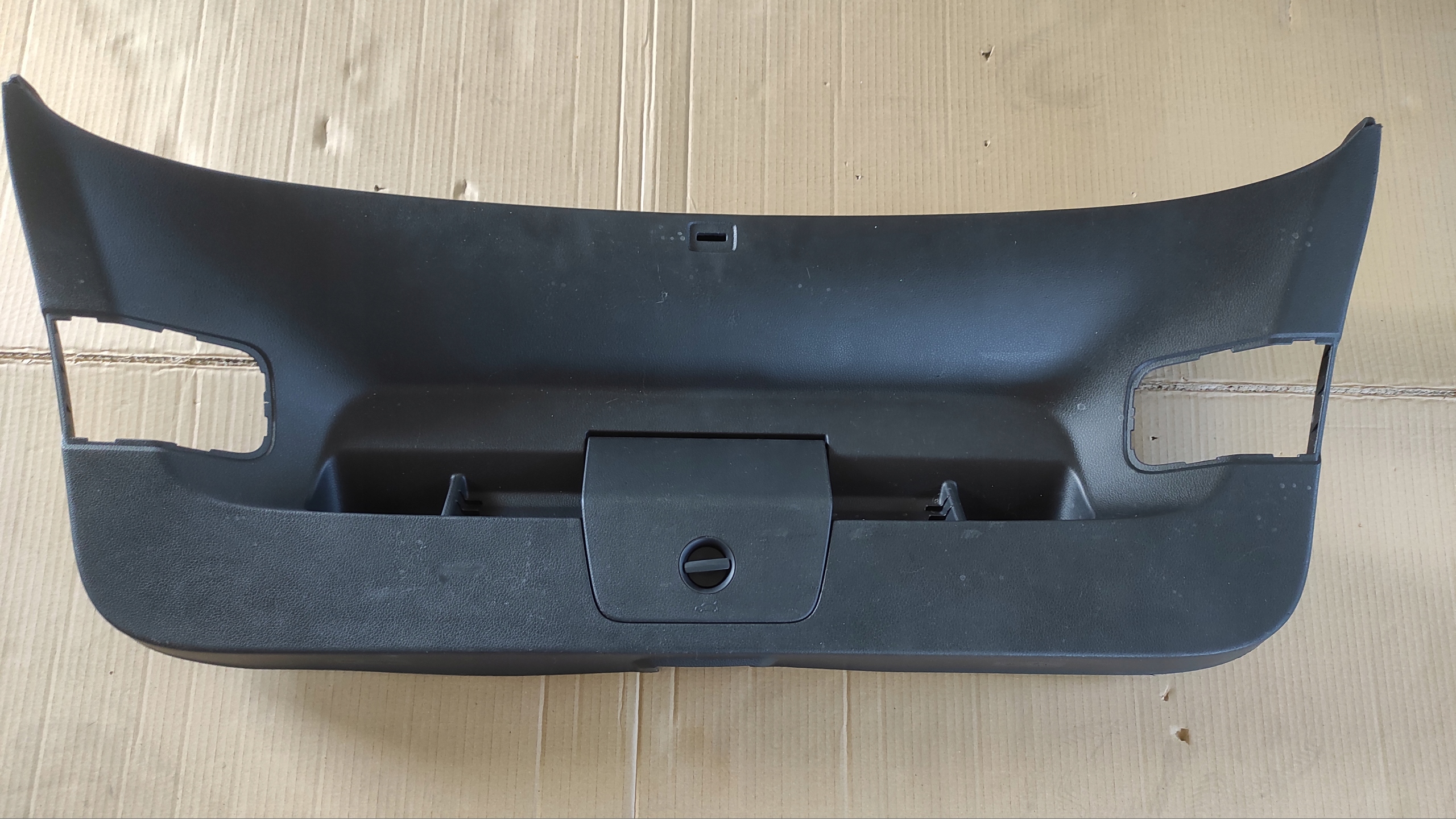 VW GOLF VIIg6867605 КАРТА КРИШКИ БАГАЖНИКА НОВЕ ОРИГІНАЛ