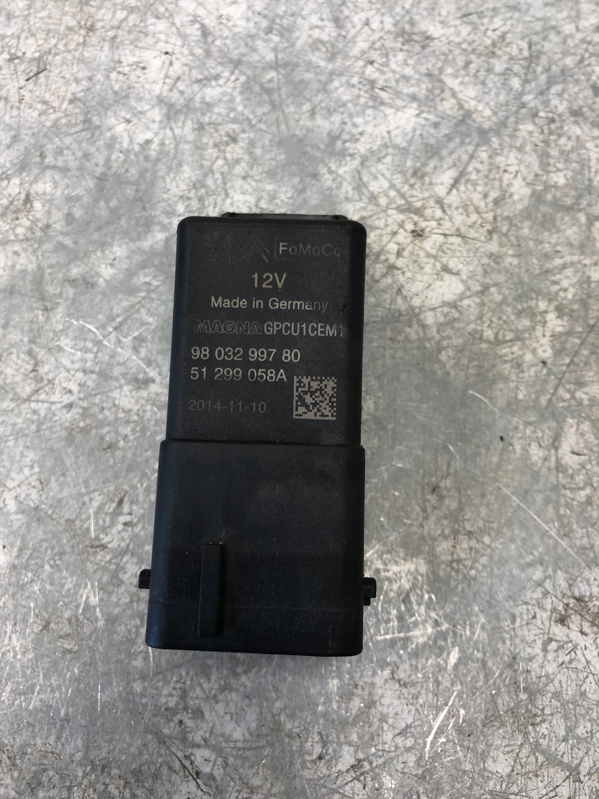 relay plugs FORD KUGA MK2 9803299780