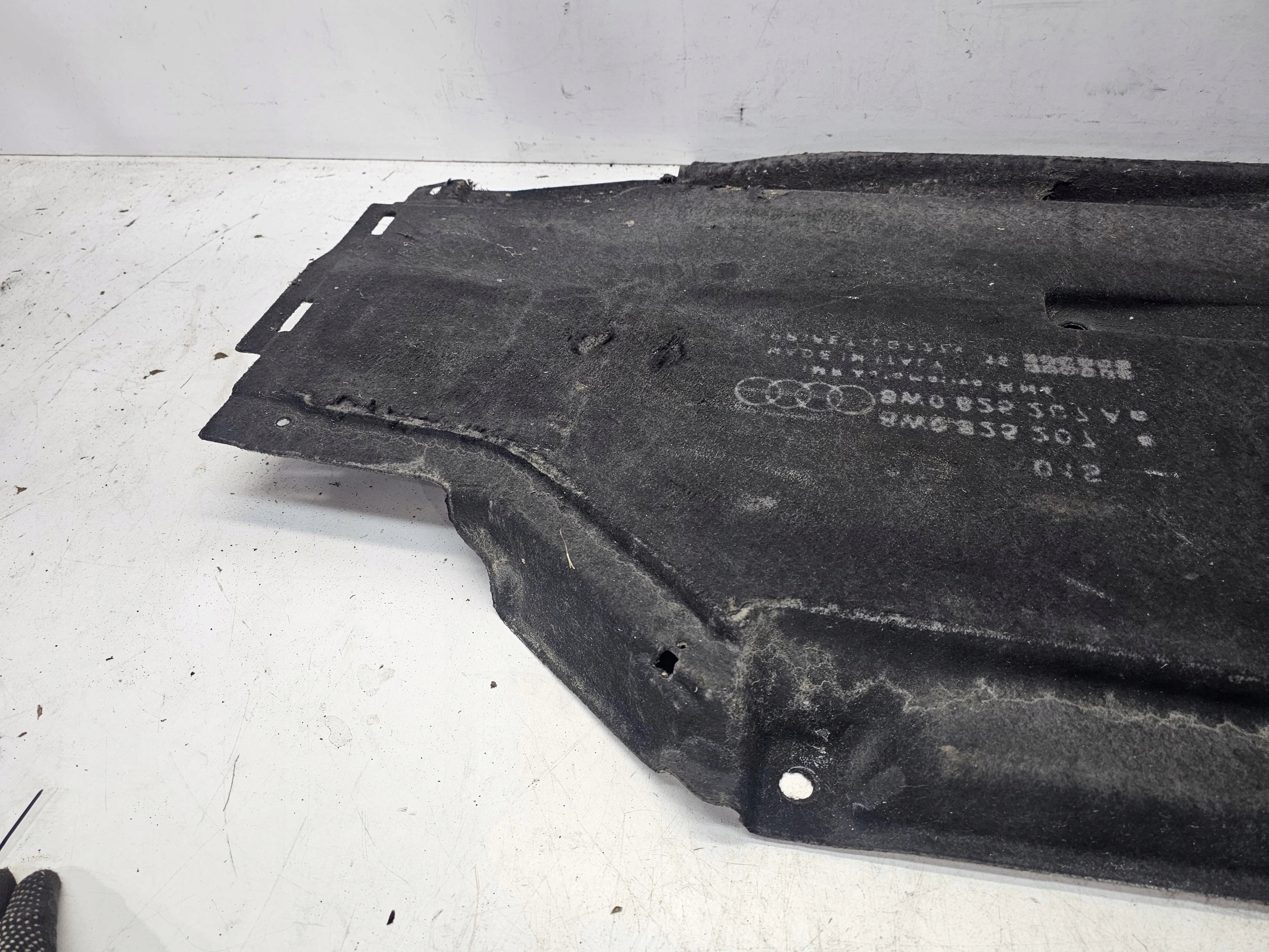 cover chassis left AUDI A4 B9 A5 8W 8W0825207 1/26