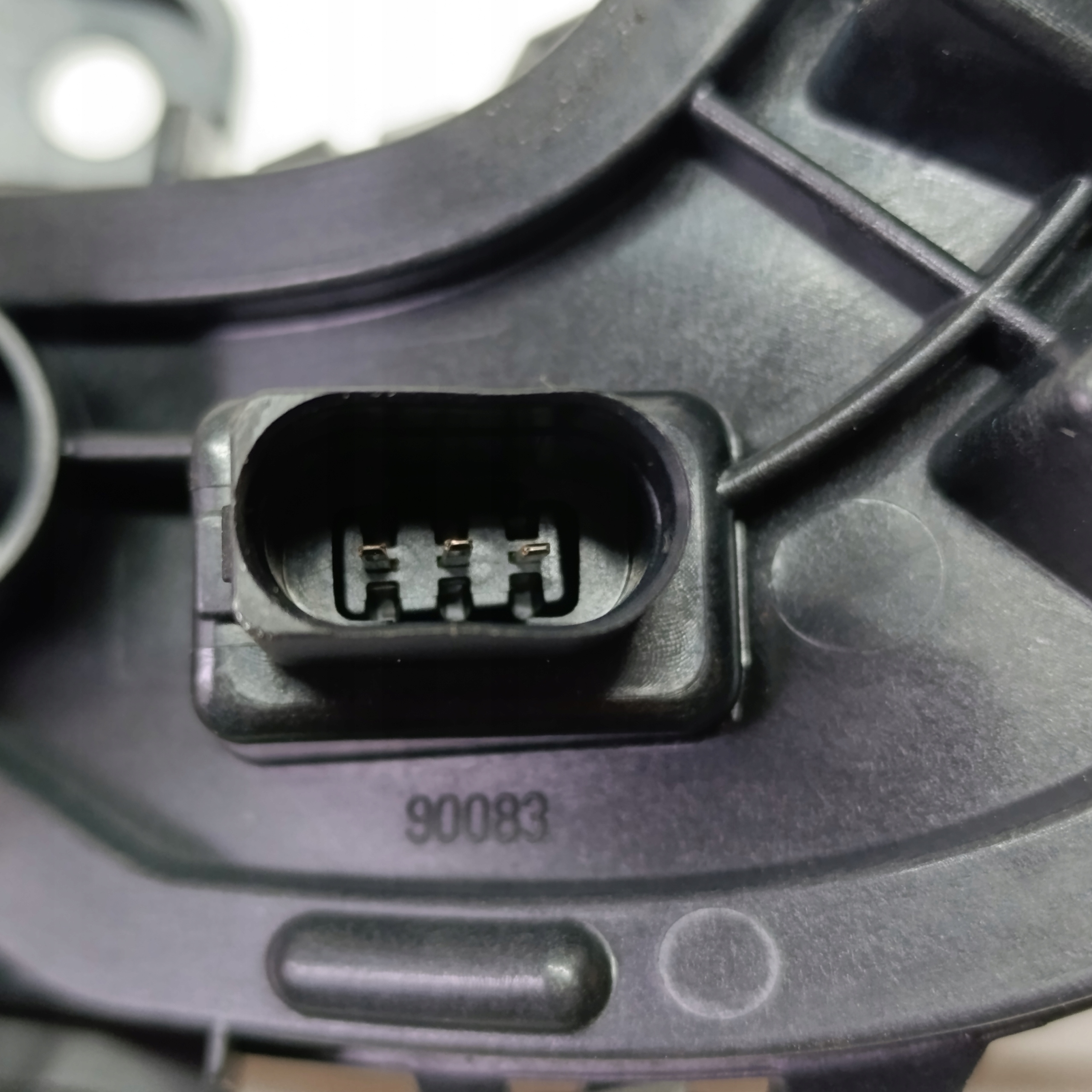 volkswagen vw UP РЕСТАЙЛИНГ ГАЛОГЕН led правый передний 12E941056E