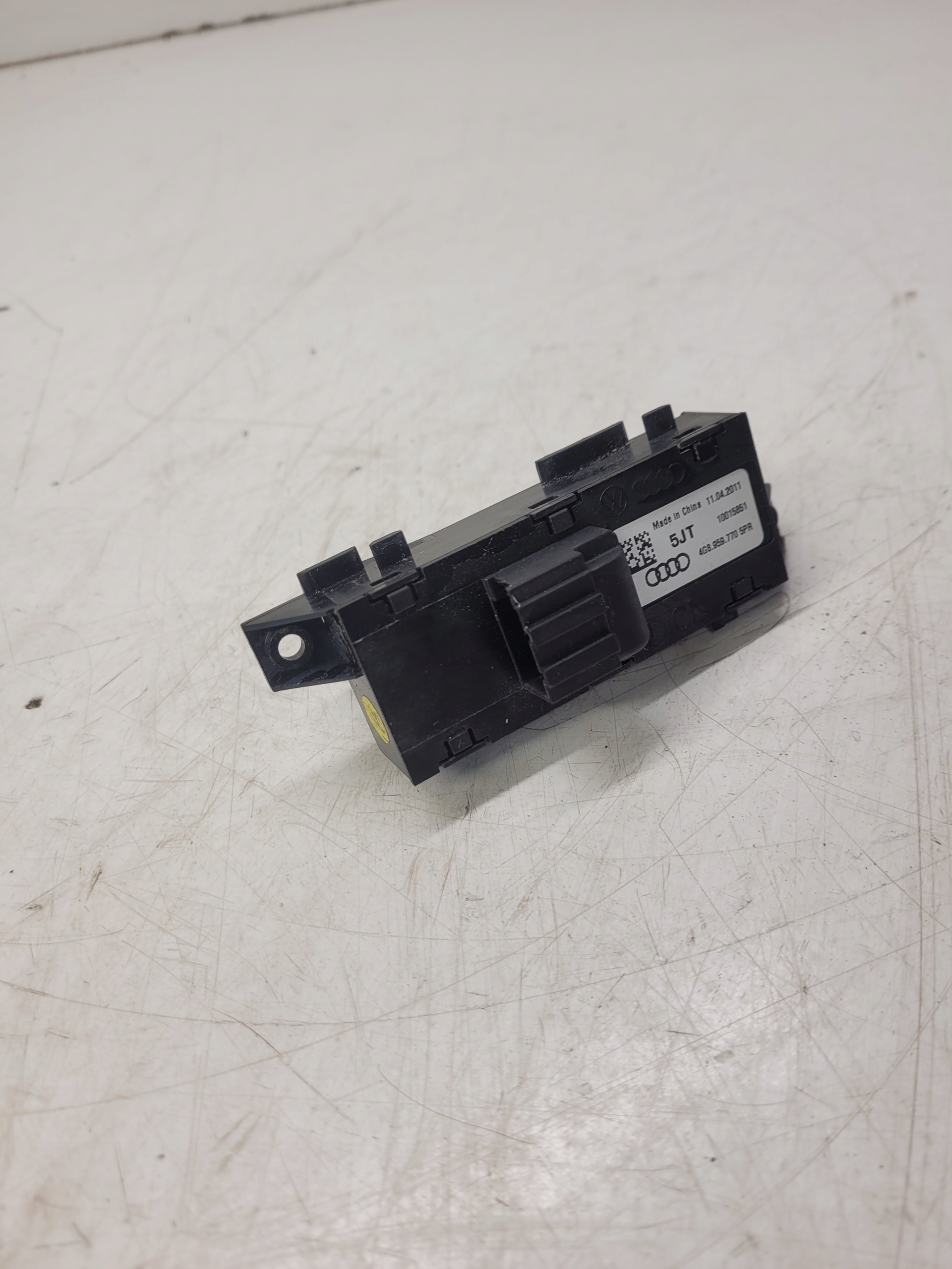 PANEL PAMIECI seat right front AUDI A7 4G8959770