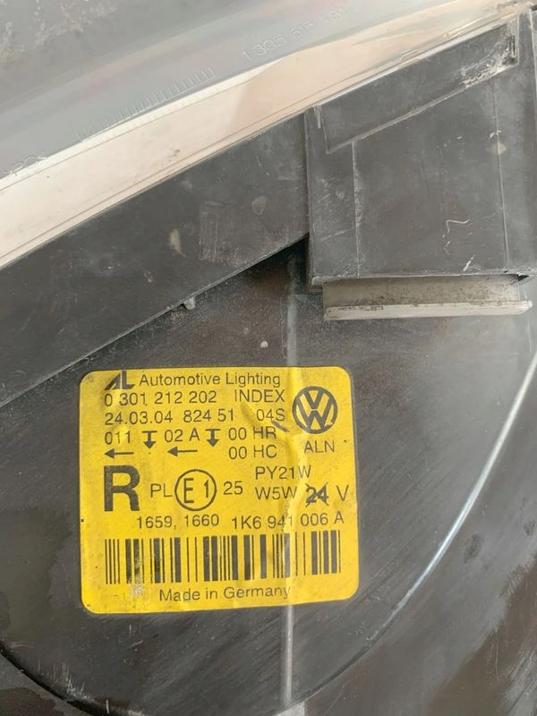 Volkswagen Golf 5 V Jetta Reflektor right light right VW grey 1K6941006A