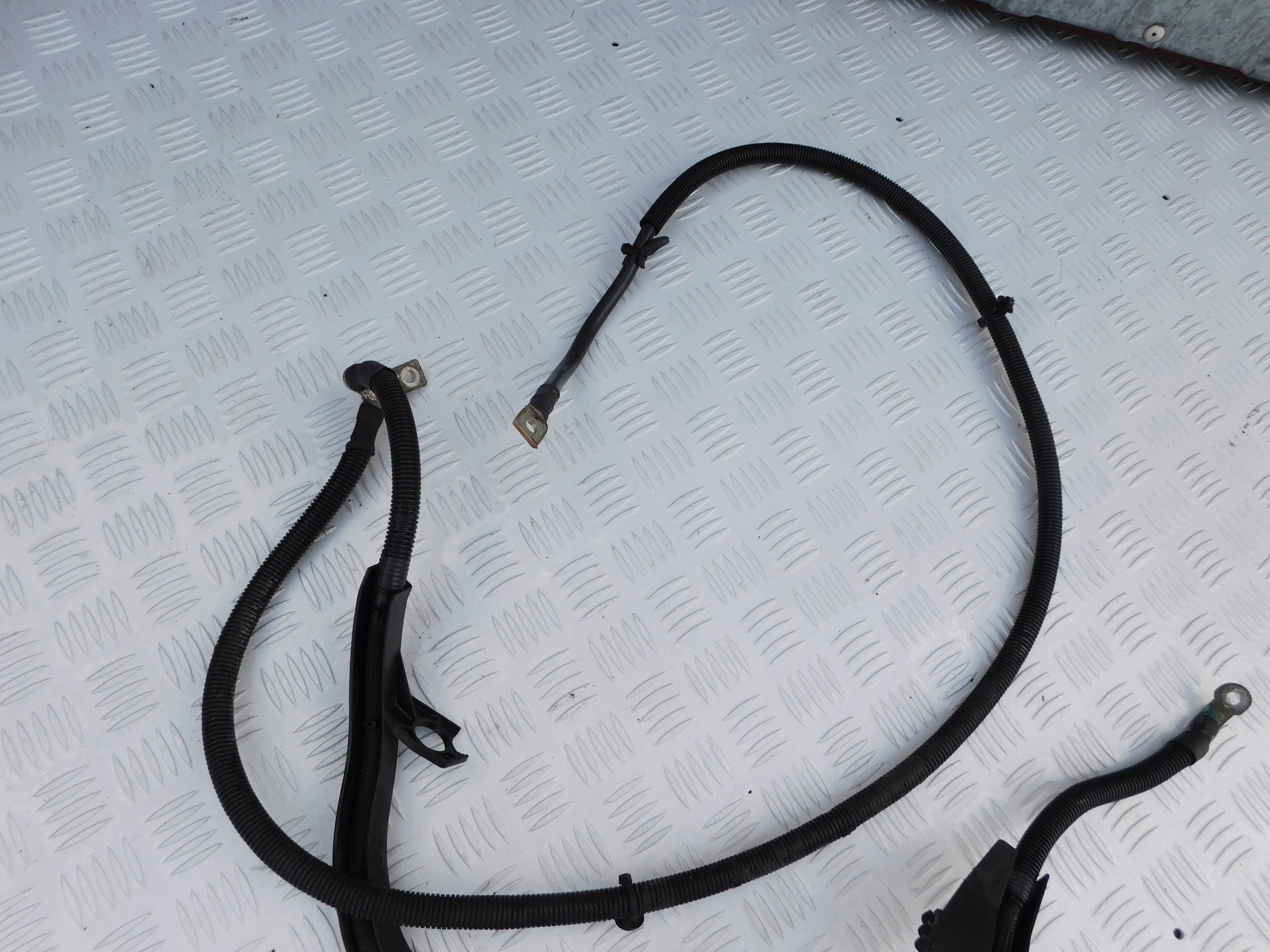 Mercedes Sprinter 906 646 kabel plusowy Câblage