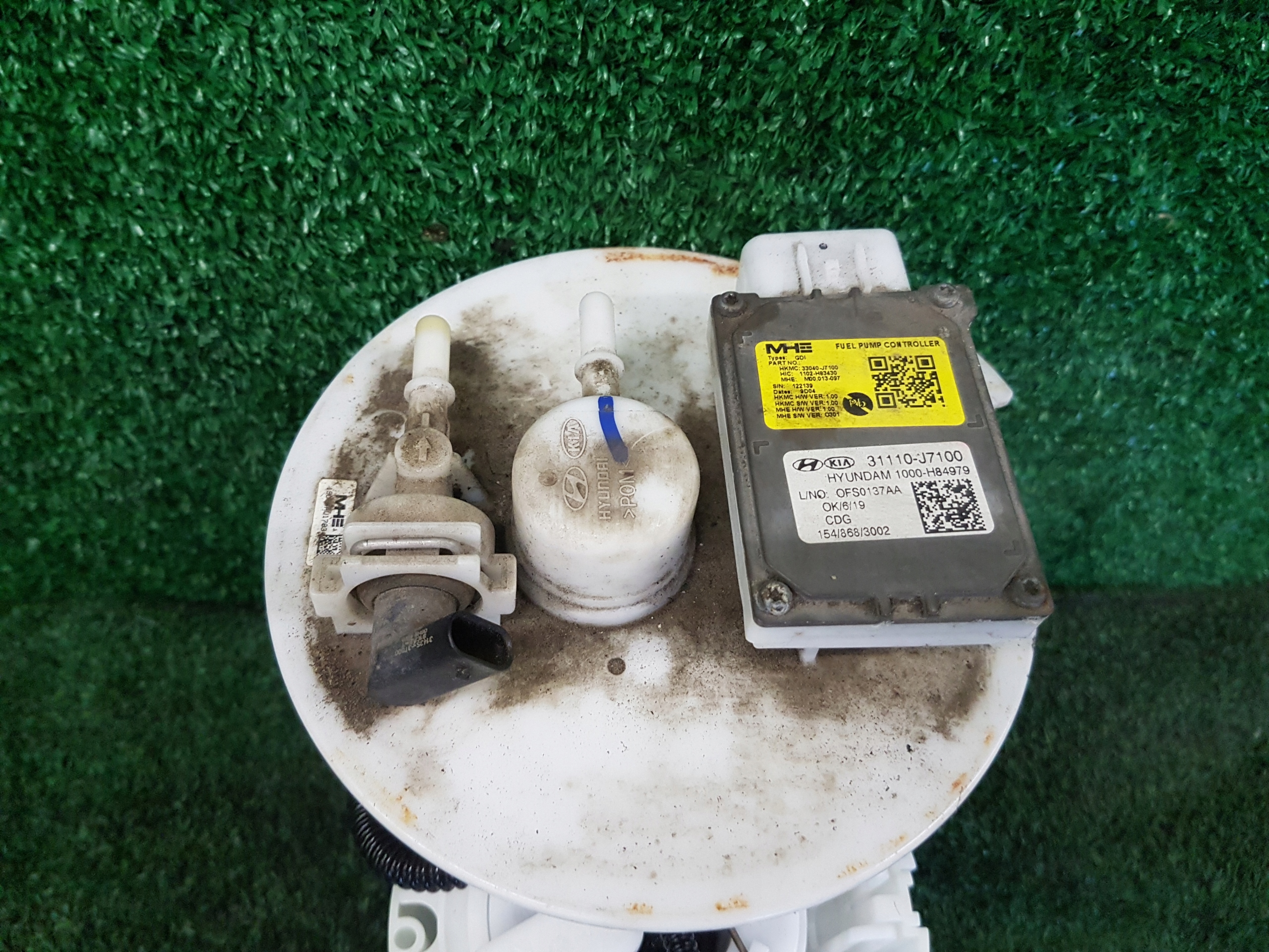 feed pump KIA CEED III 31110-J7100 19D04AU1783