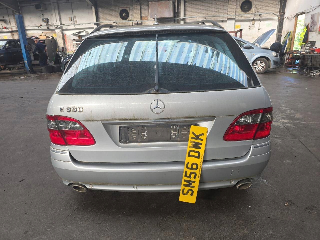 moulding bonnet Mercedes-Benz E W211 facelift 2006 A2117400493