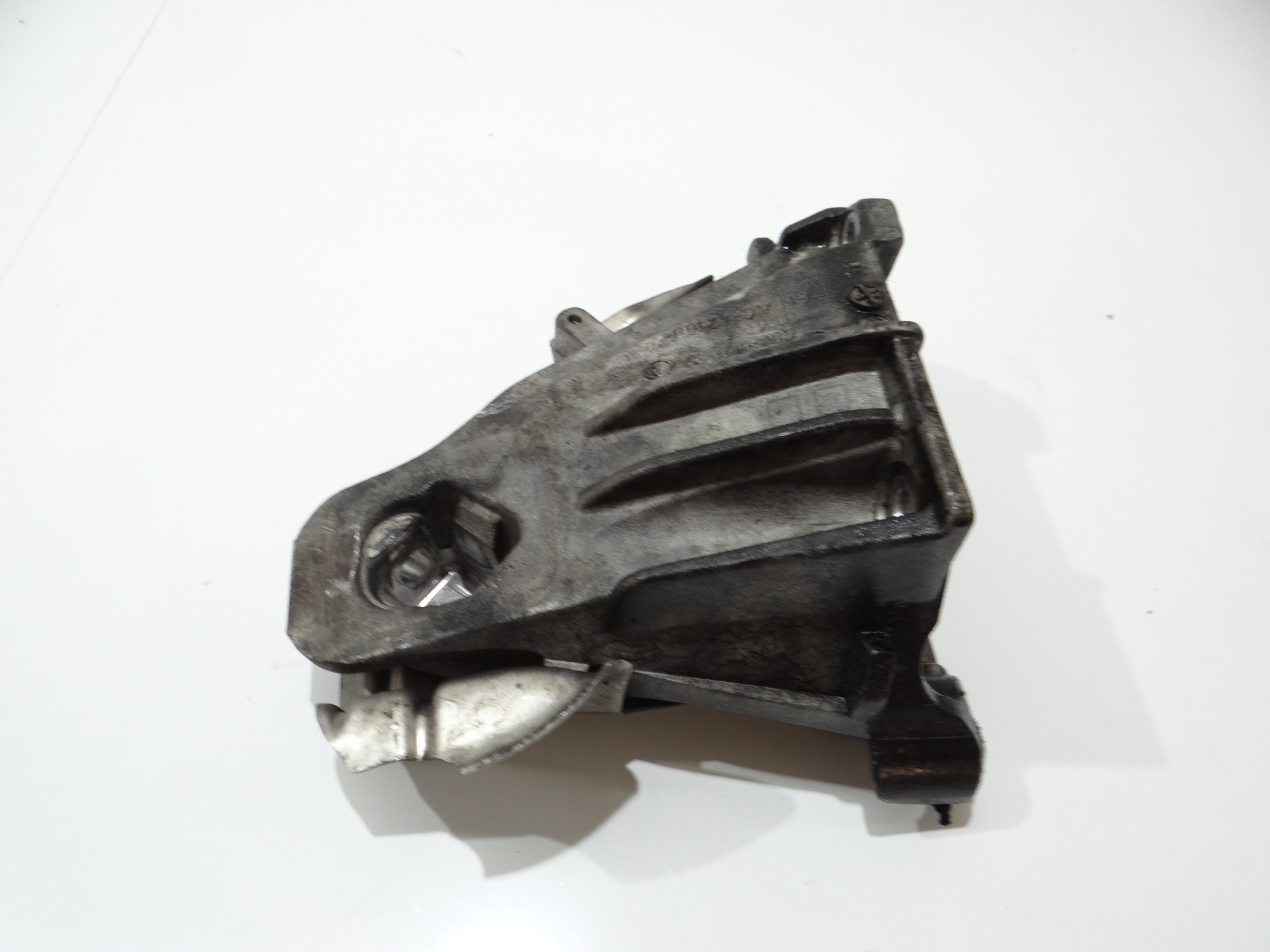 engine mount right BMW X5 E70 N57S 6790022