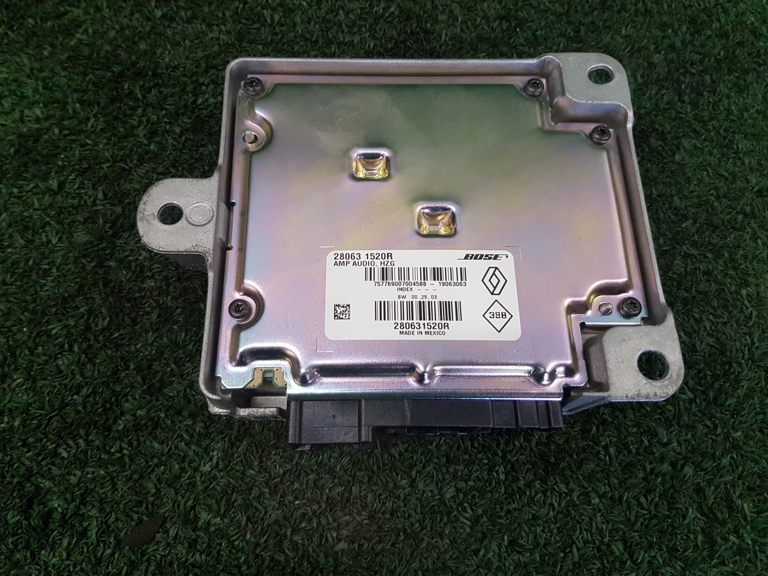 amplifier AUDIO BOSE RENAULT KOLEOS 2 2018 280631520R