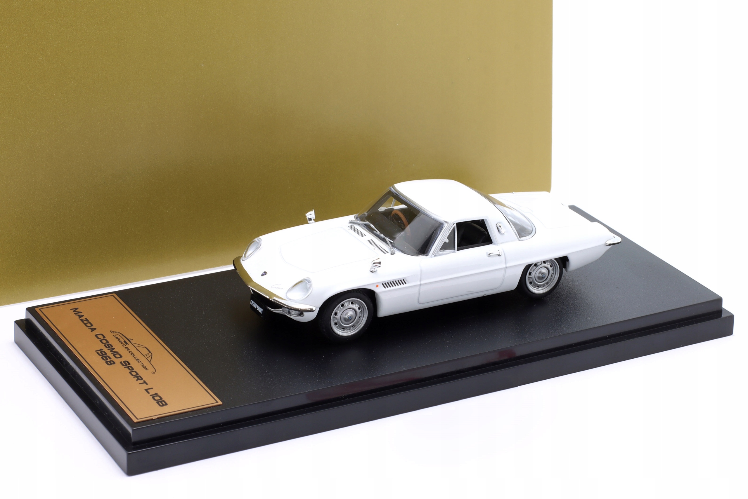 Hachette Mazda Cosmo Sport L10B 1968 White 1:43