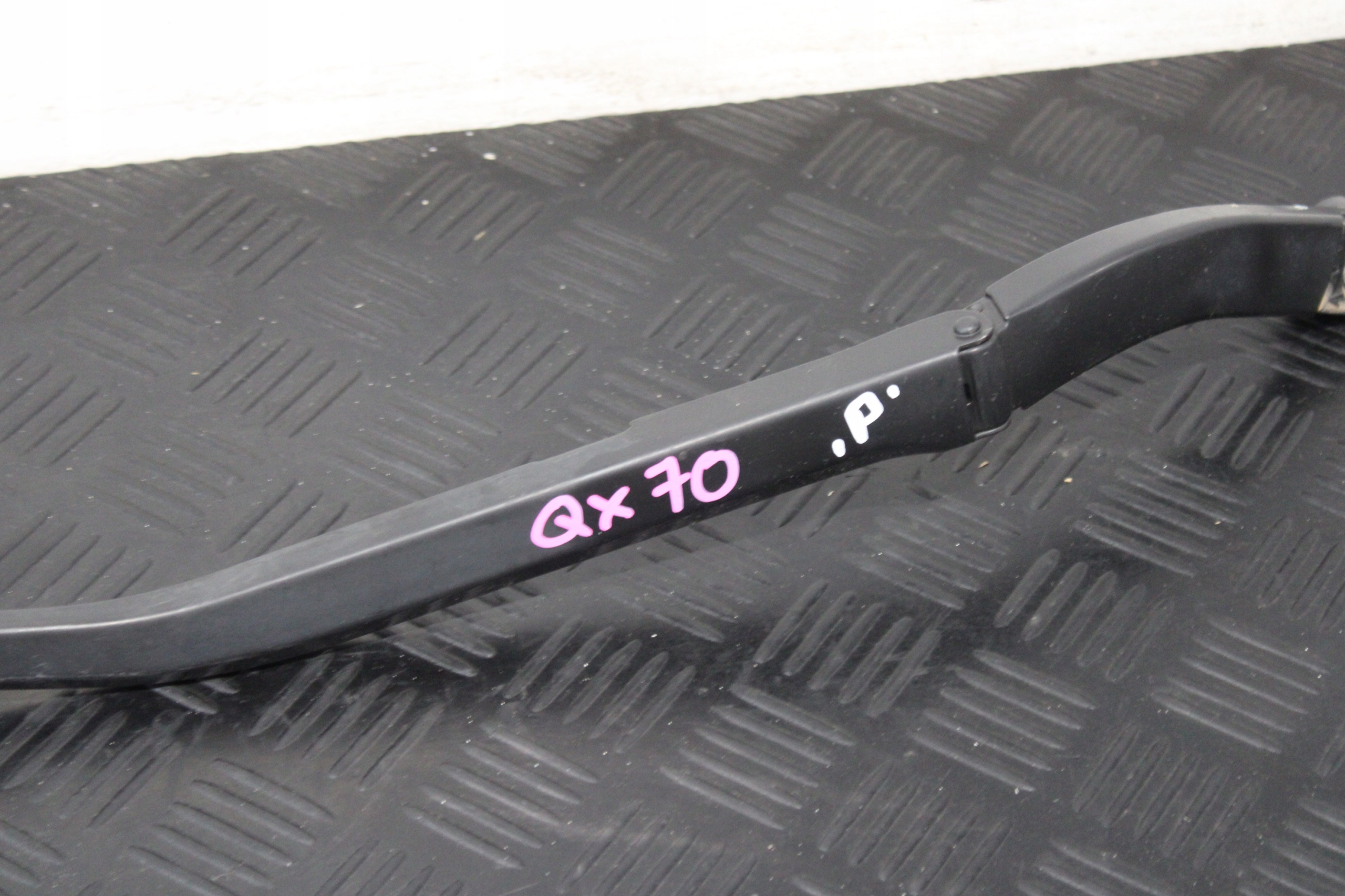 wiper arm wiper right INFINITI QX70