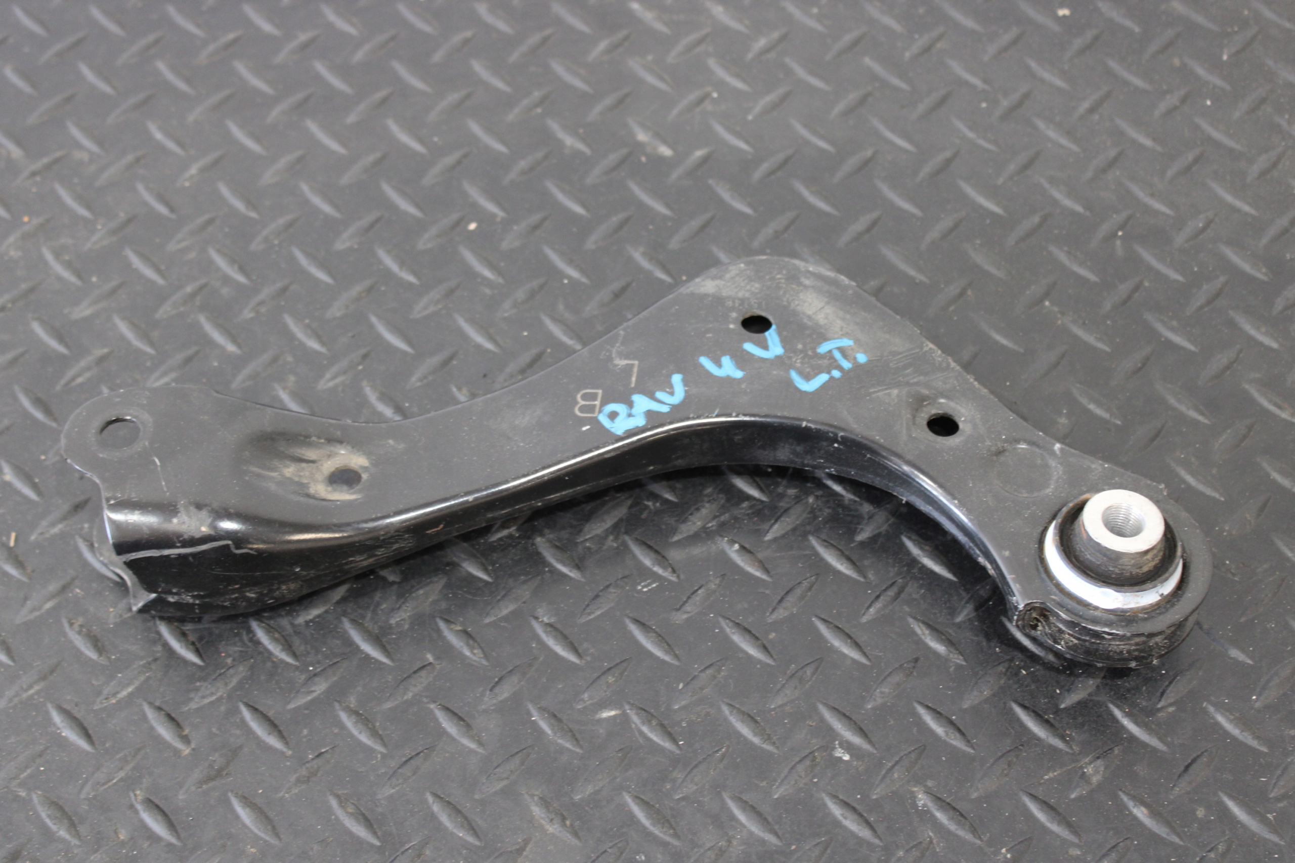 Querlenker links heck hinten TOYOTA RAV4 V 5