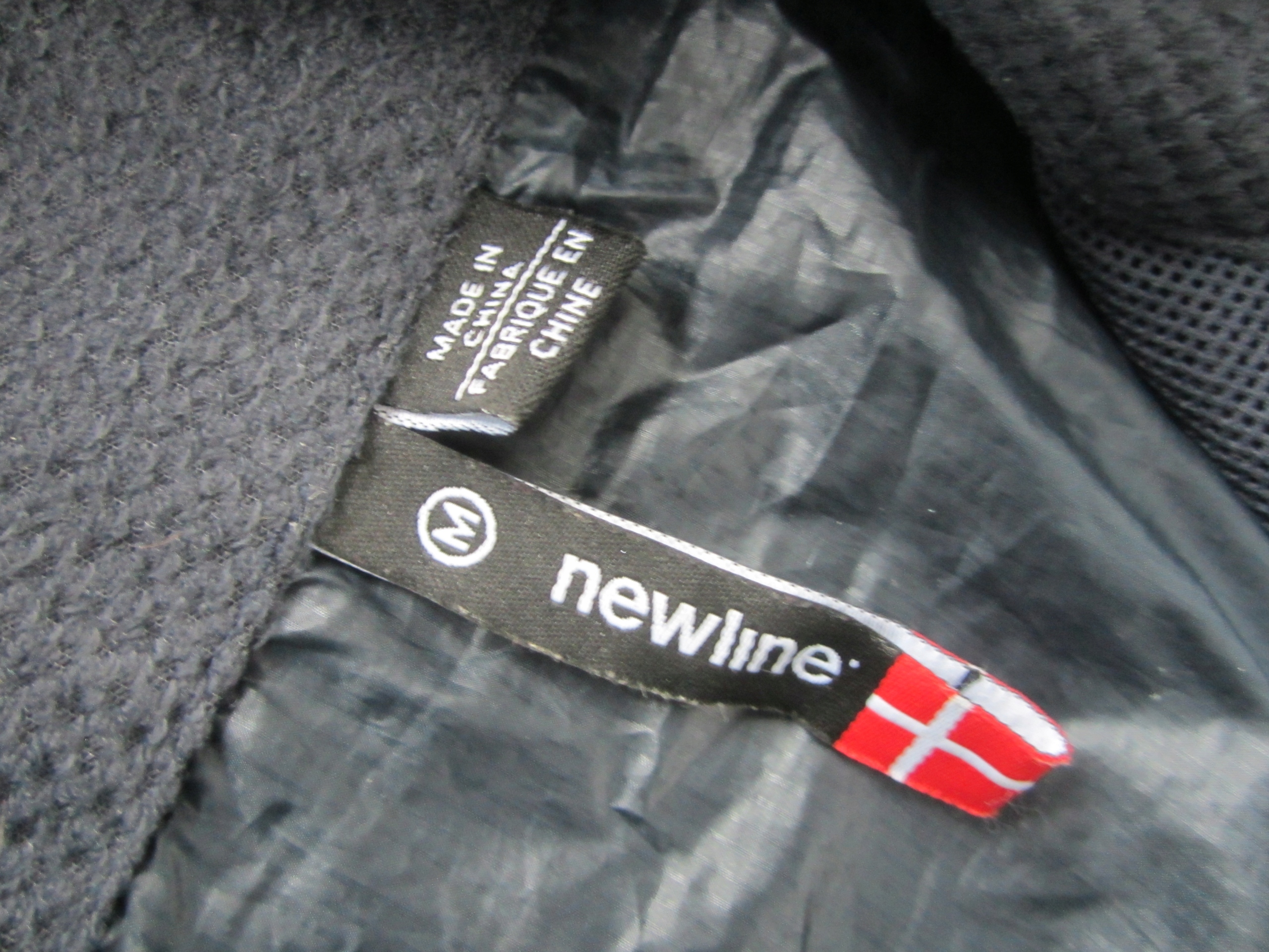 NEWLINE_M (38)_Running Outwear Rozmiar M