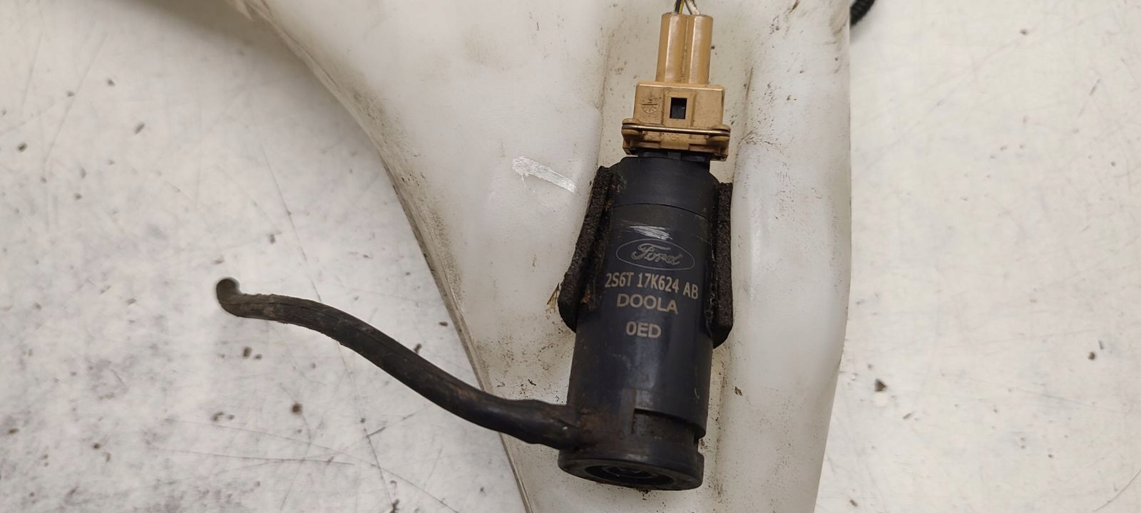 Behälter Spritzdüse Behälter Ford Transit Connect MK1 1,8 TDCI