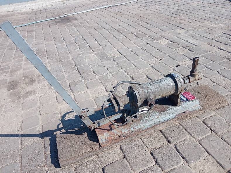 РУЧНИЙ ГАЗОВИЙ НАСОС
